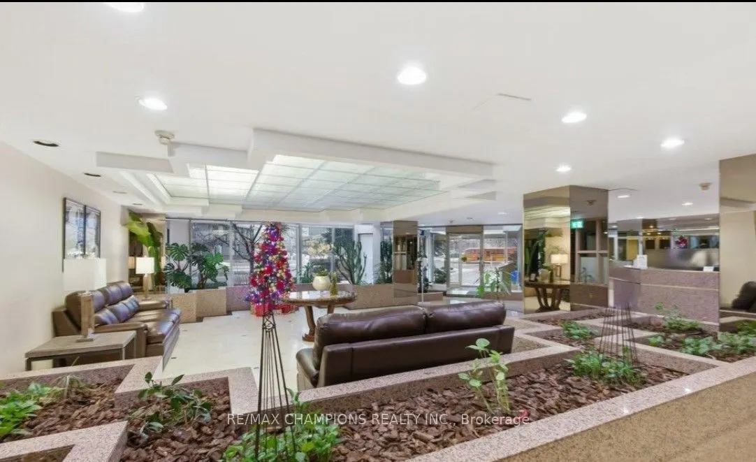 400 Webb Drive #1204
