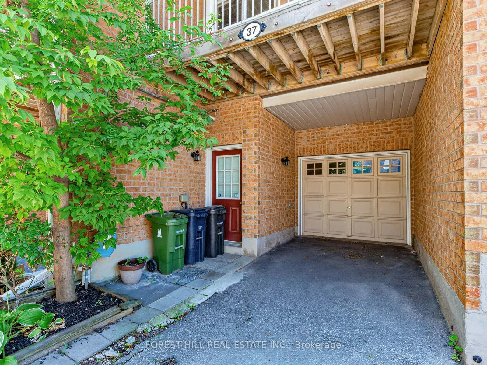 37 Birdstone Crescent #69
