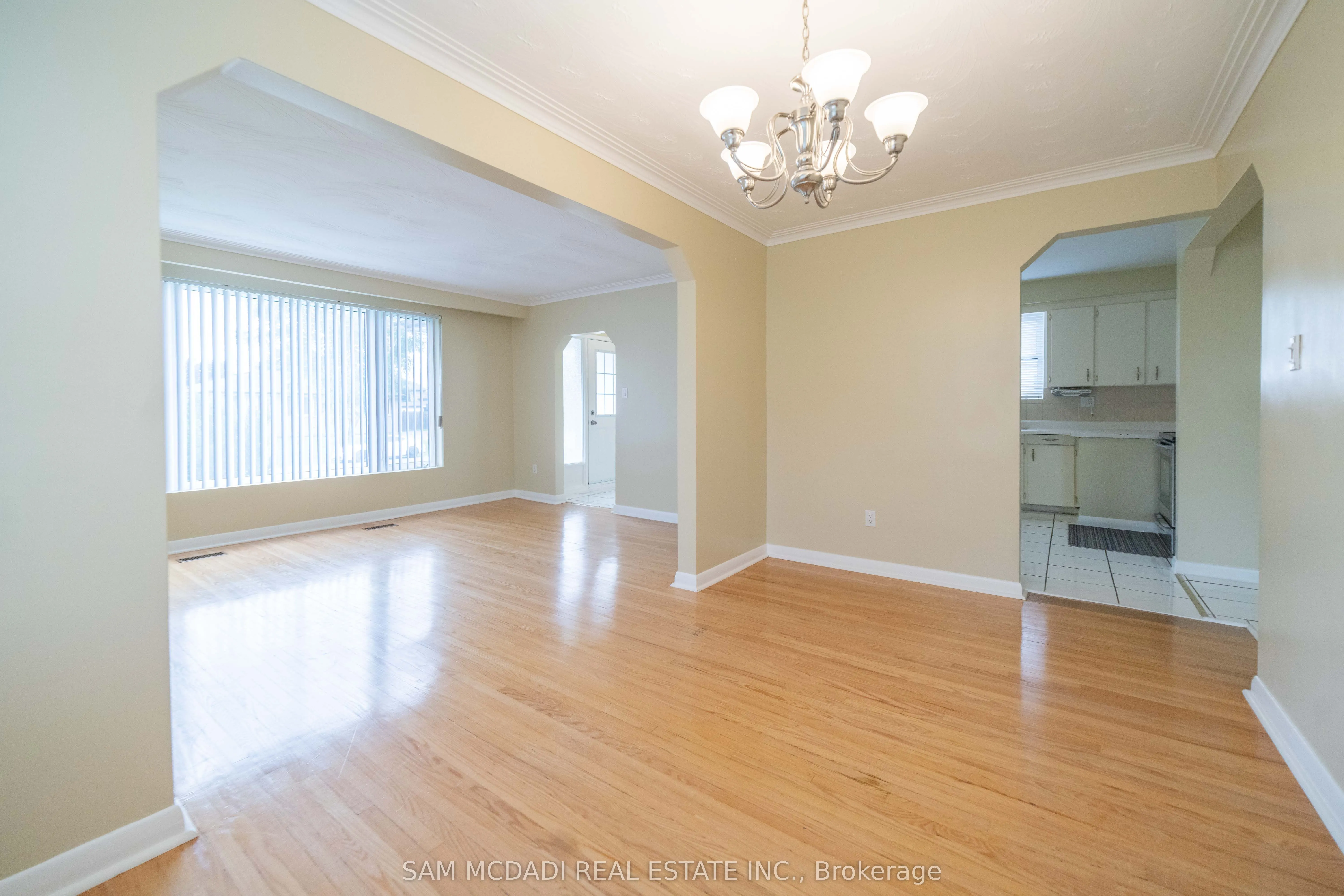544 Sandmere Place #Upper