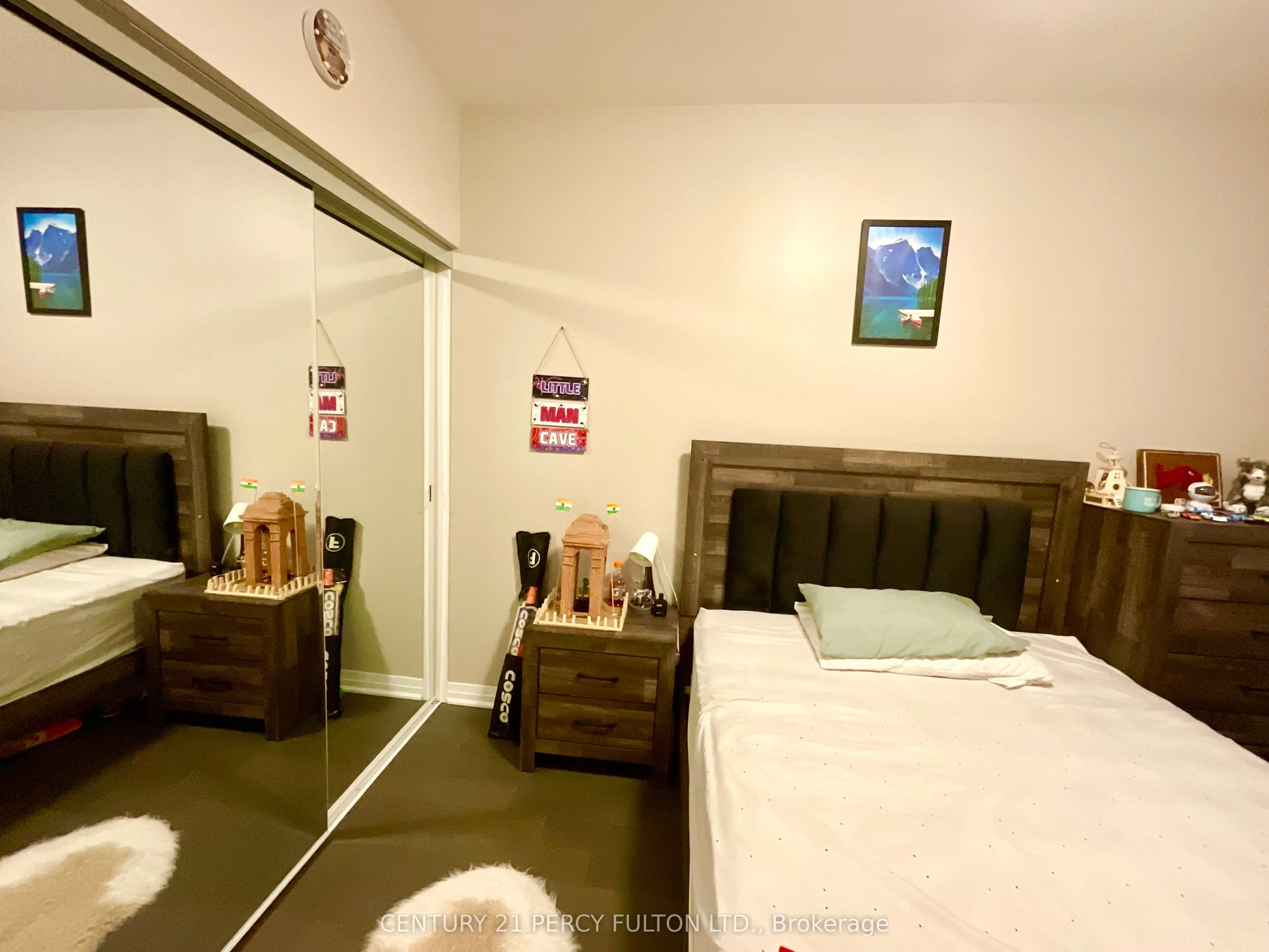 470 Gordon Krantz Avenue #112