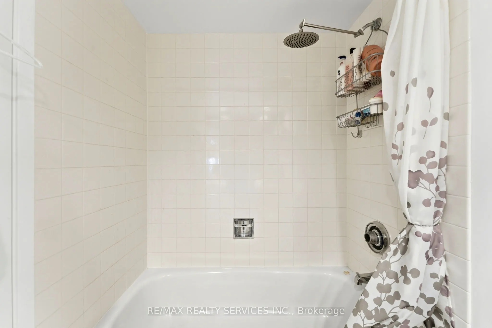 50 Eglinton Avenue W #2007