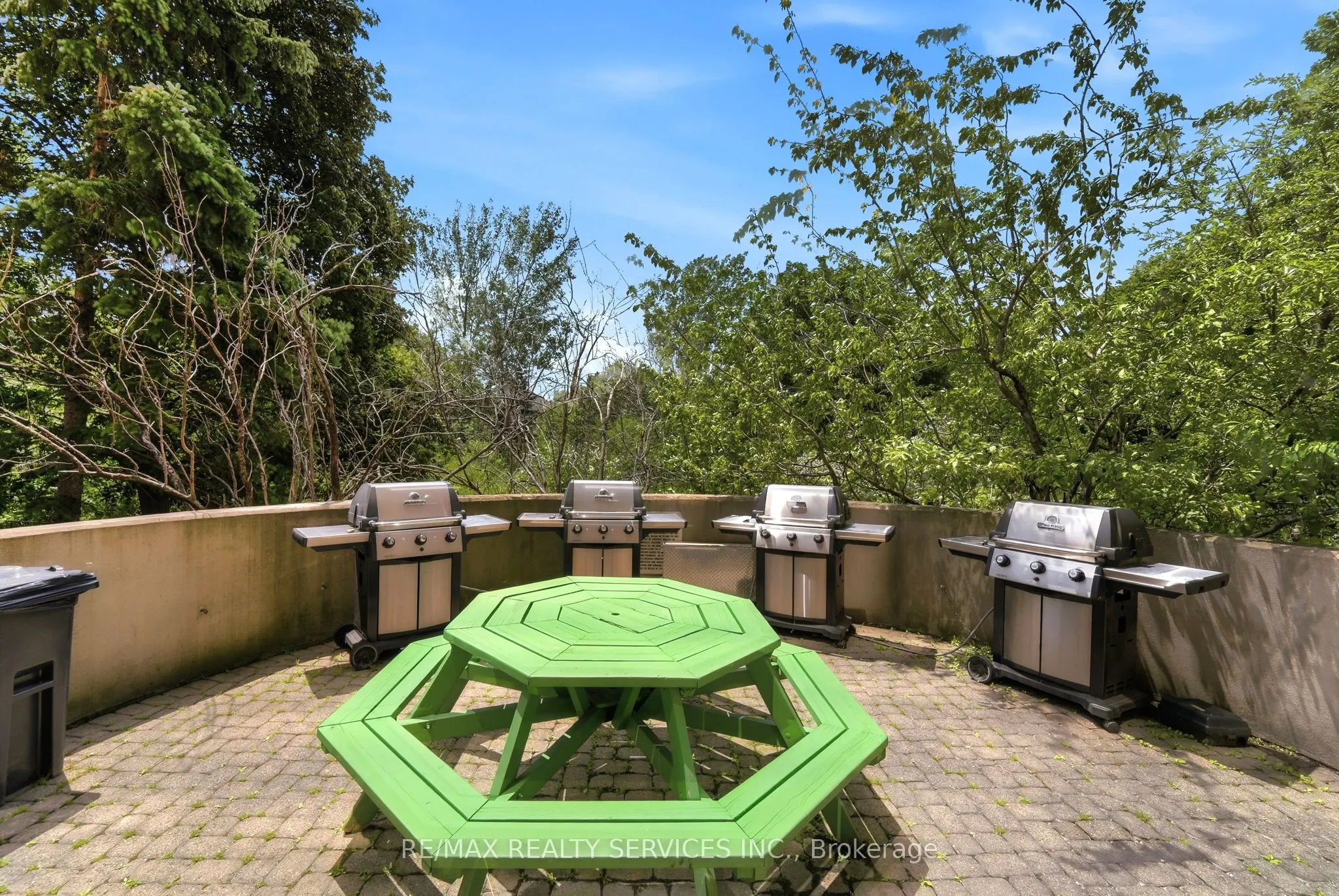 50 Eglinton Avenue W #2007