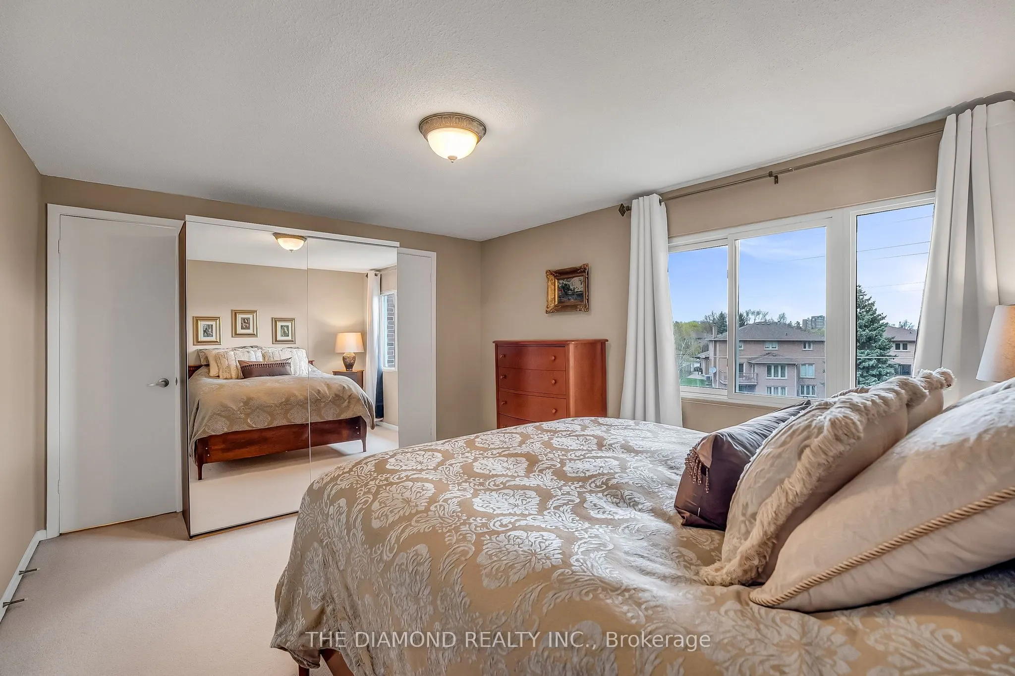 1755 Rathburn Road E #82