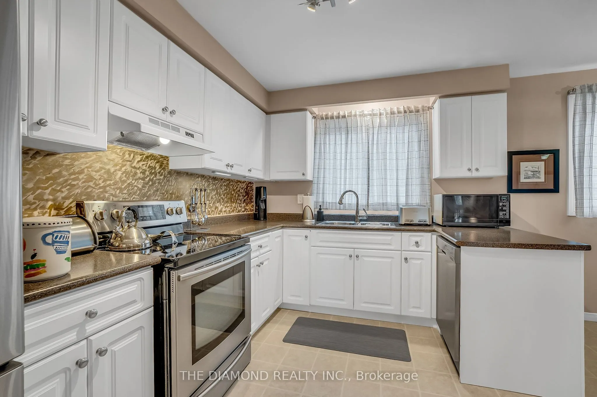 1755 Rathburn Road E #82