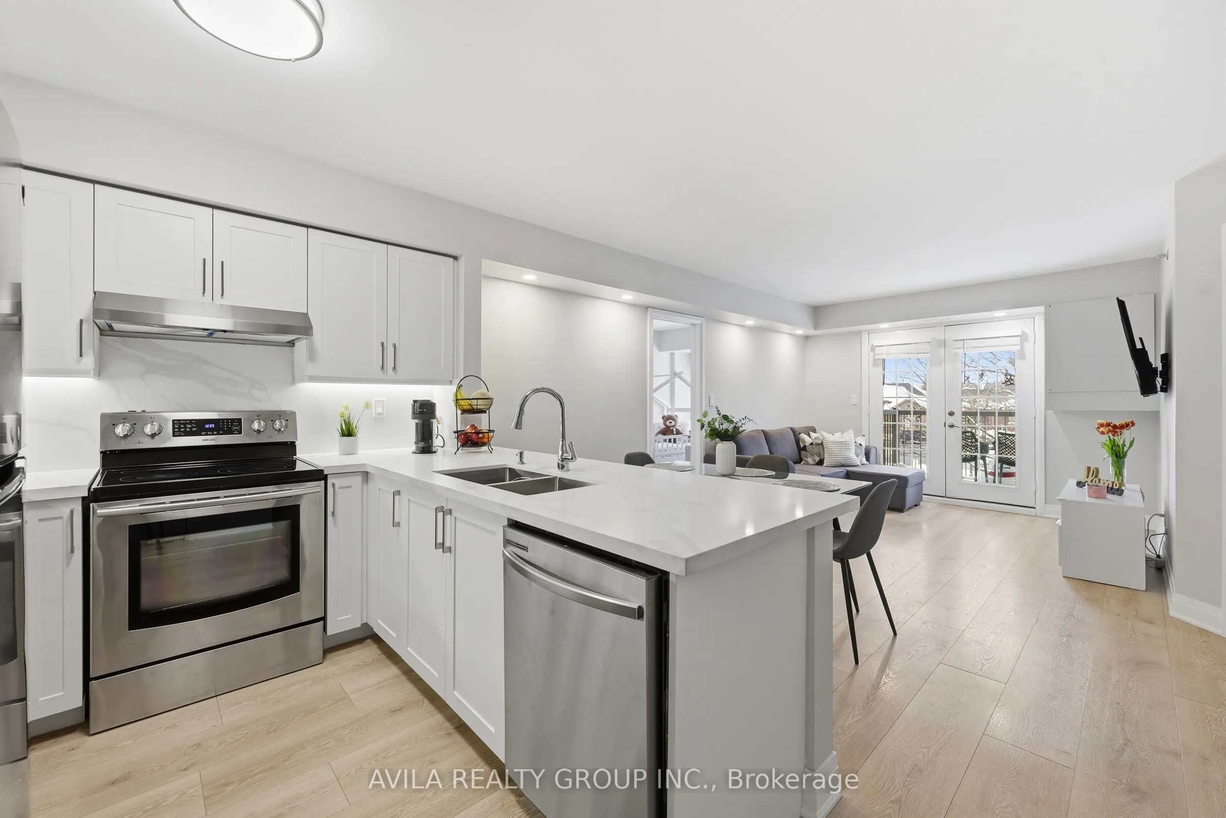 1460 Bishops Gate #203