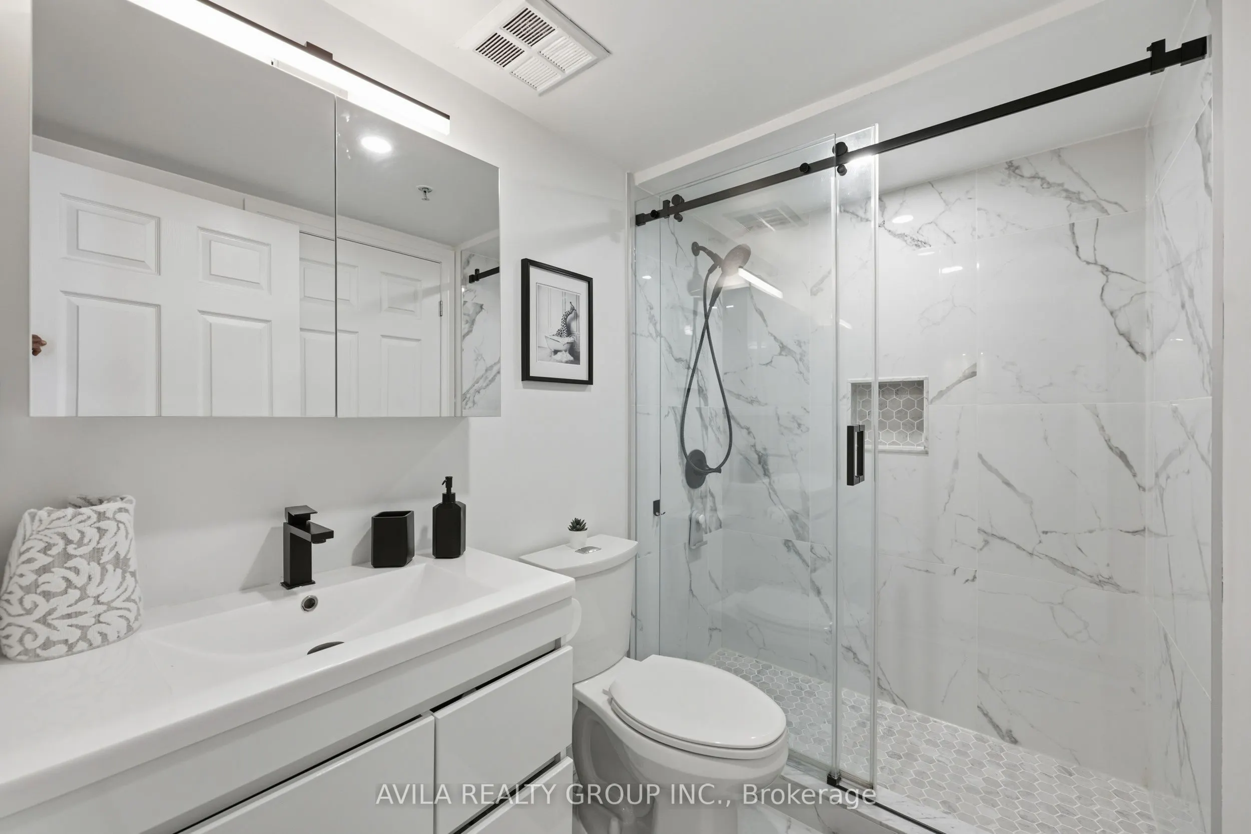 1460 Bishops Gate #203