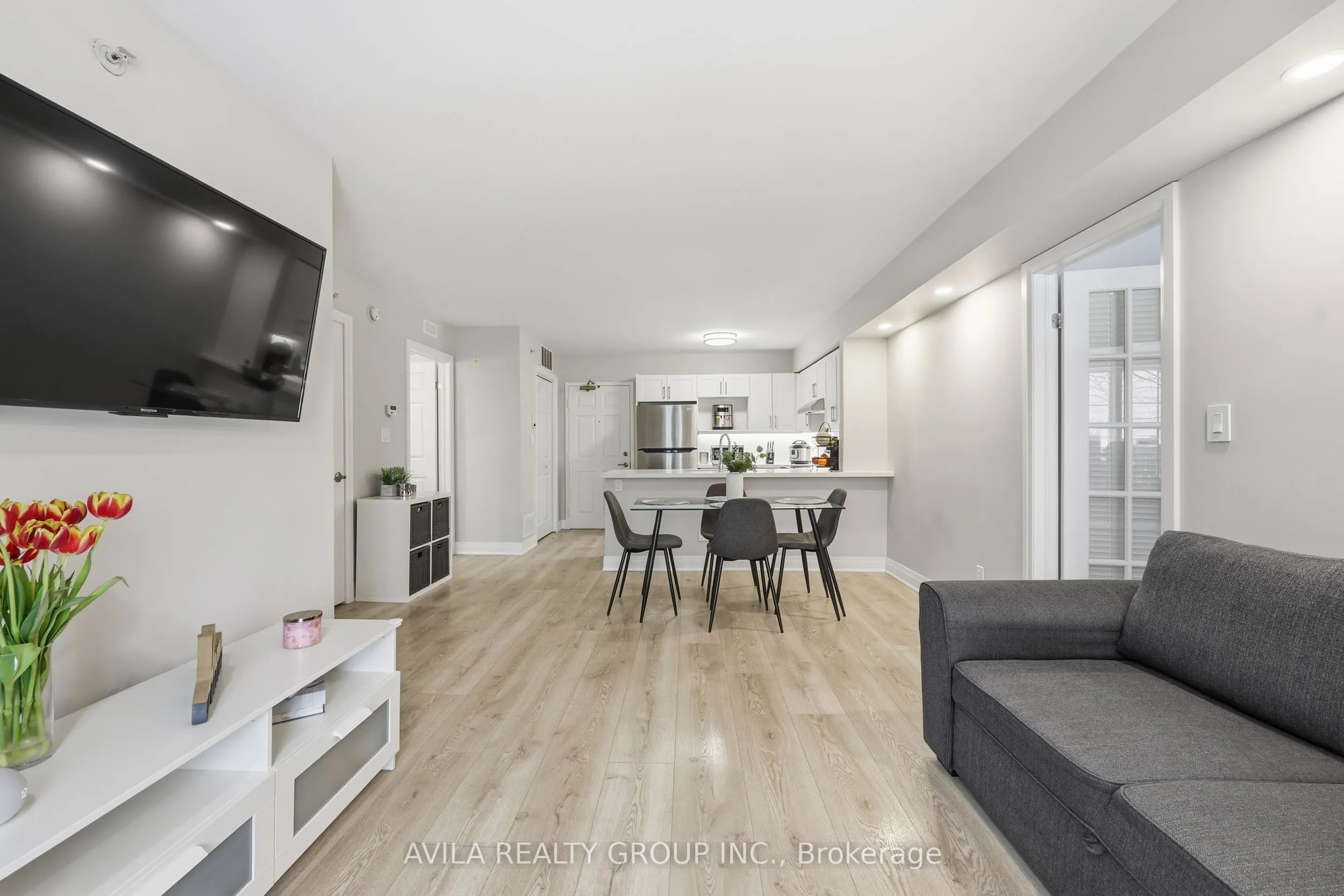 1460 Bishops Gate #203