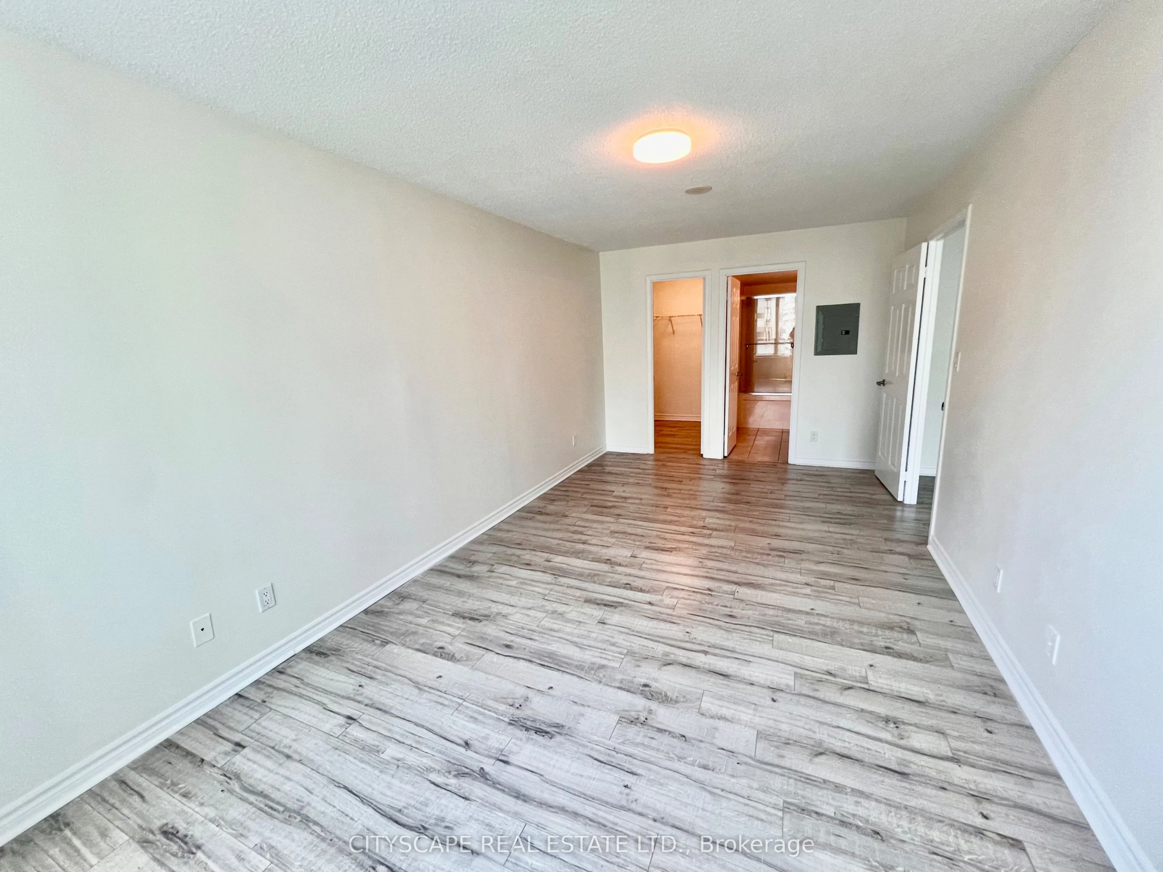 335 Rathburn Road #1808