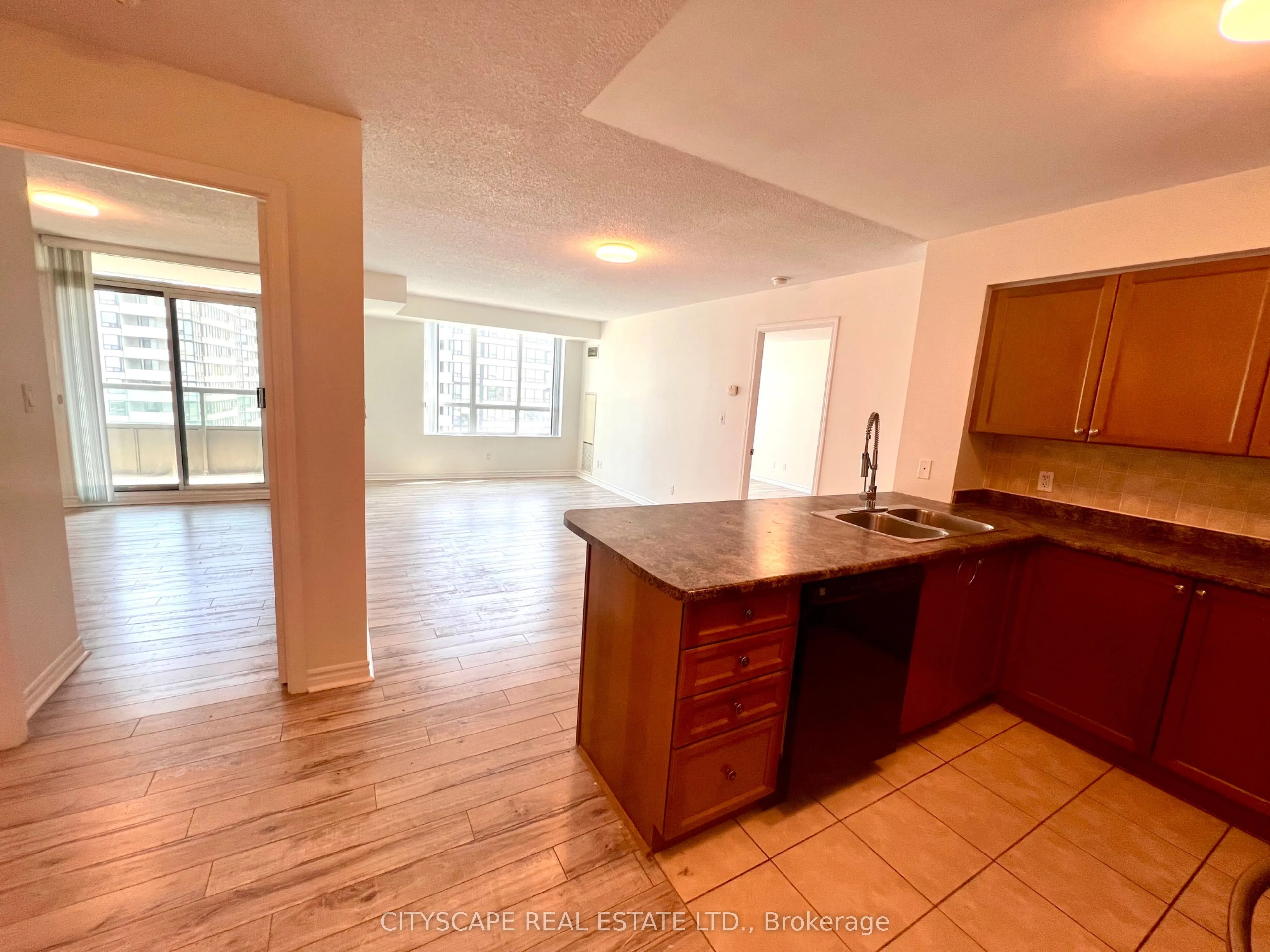 335 Rathburn Road #1808