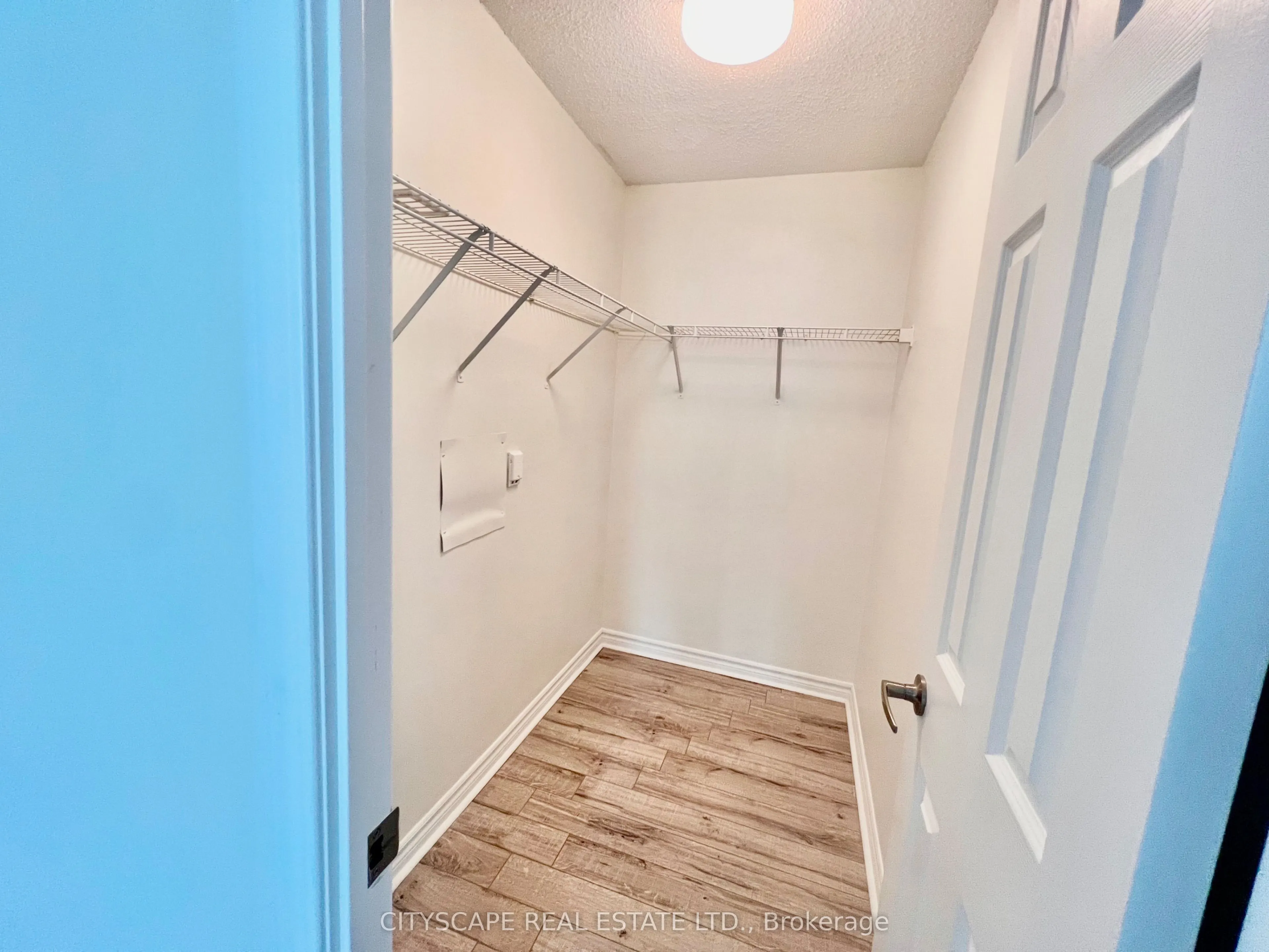 335 Rathburn Road #1808
