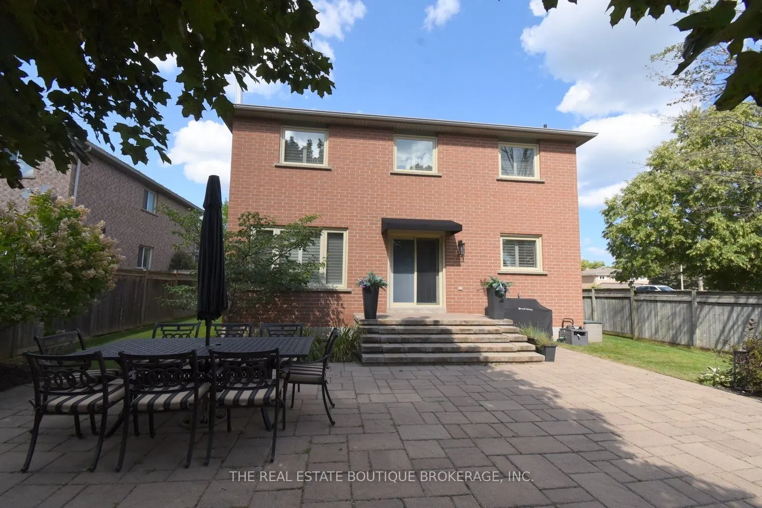 470 Amanda Crescent