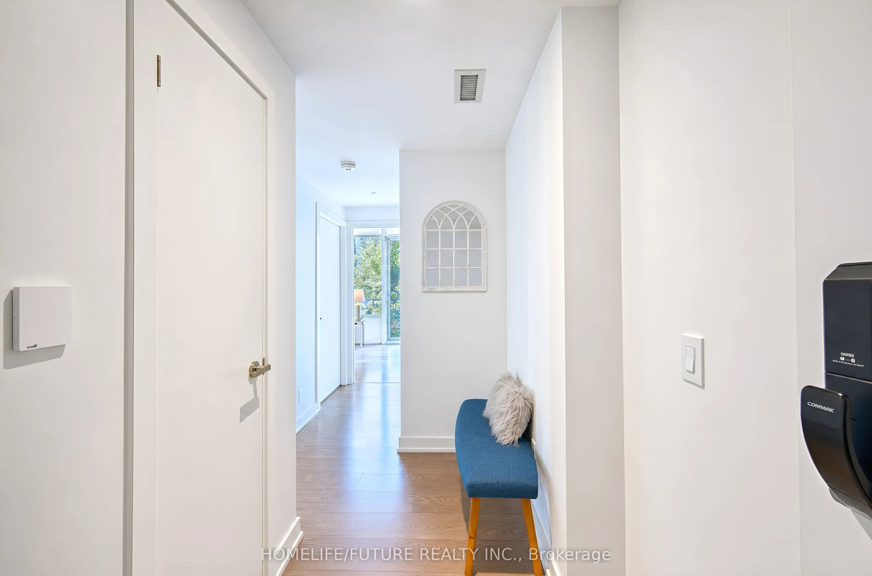 28 Ann Street #208