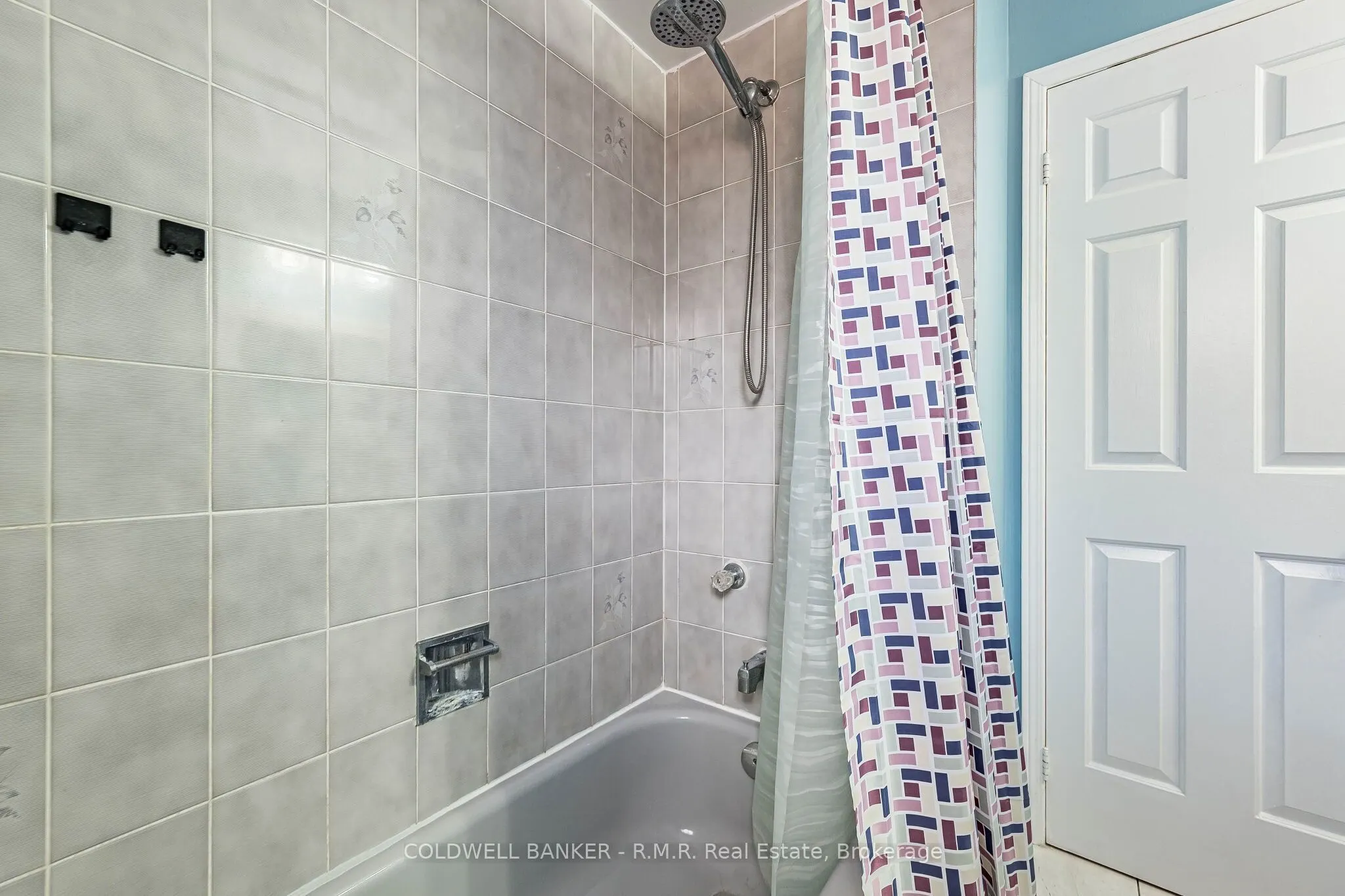 292 Ukraine Road