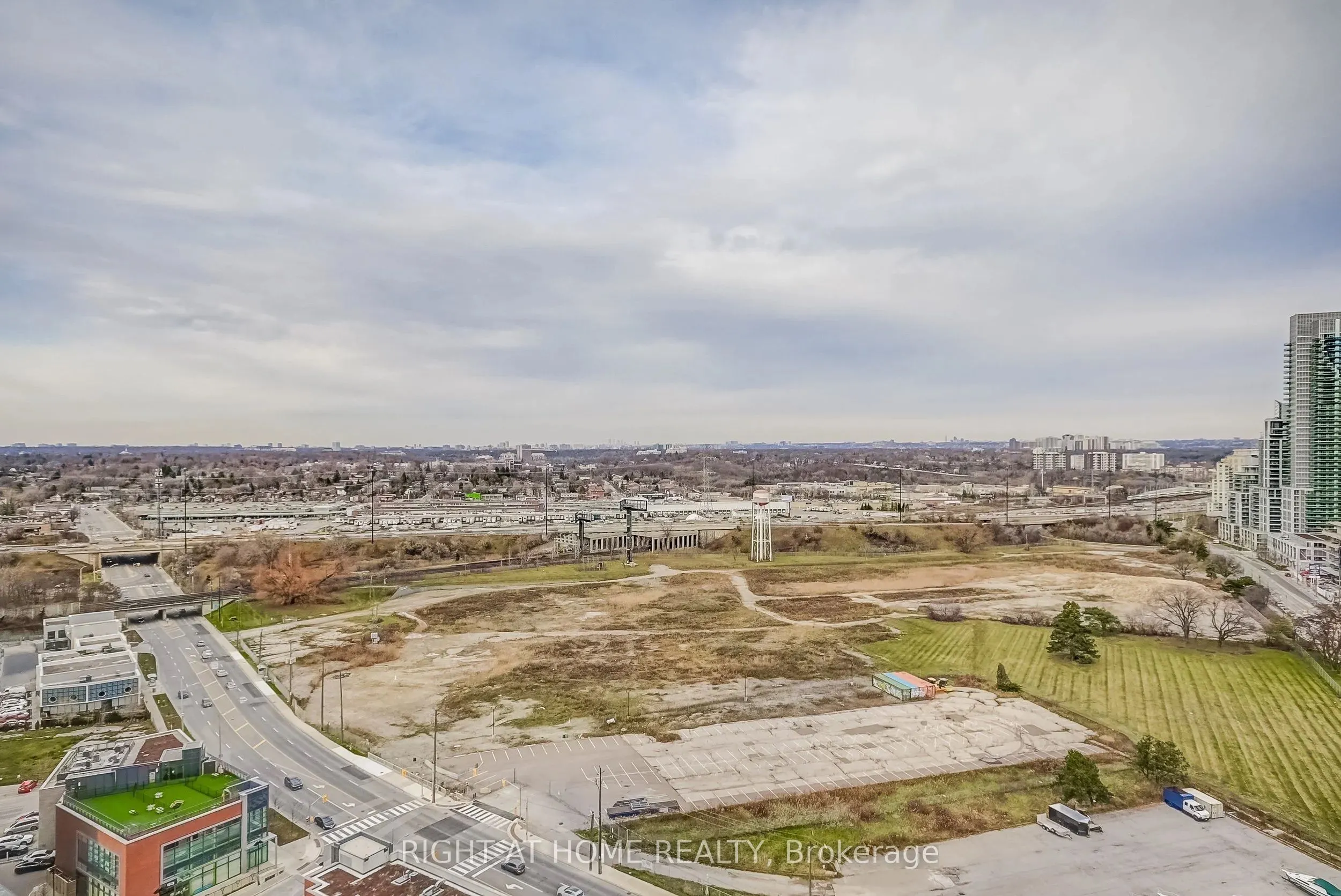 2212 Lake Shore Boulevard W #2710
