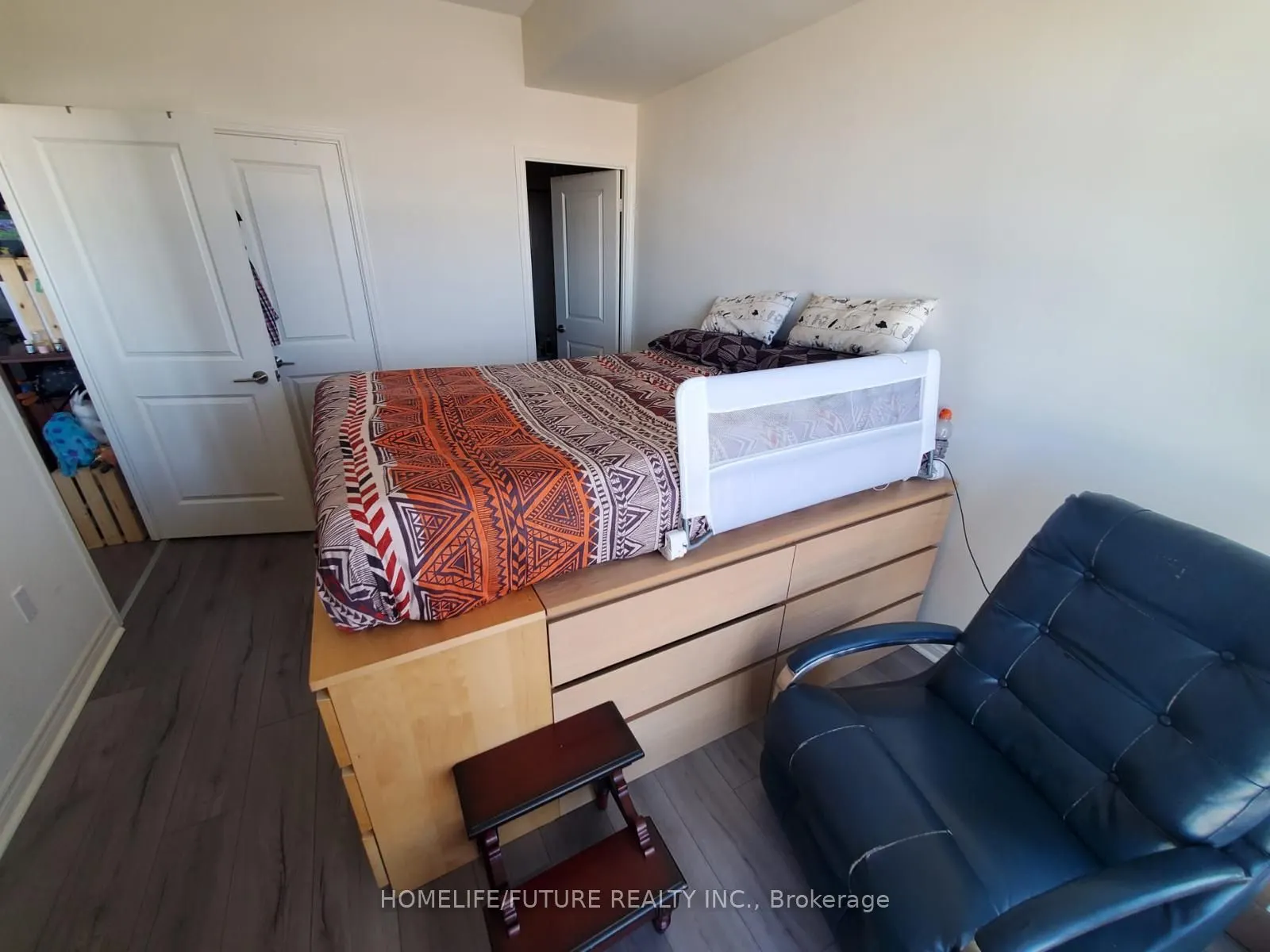 349 Rathburn Road W #2003