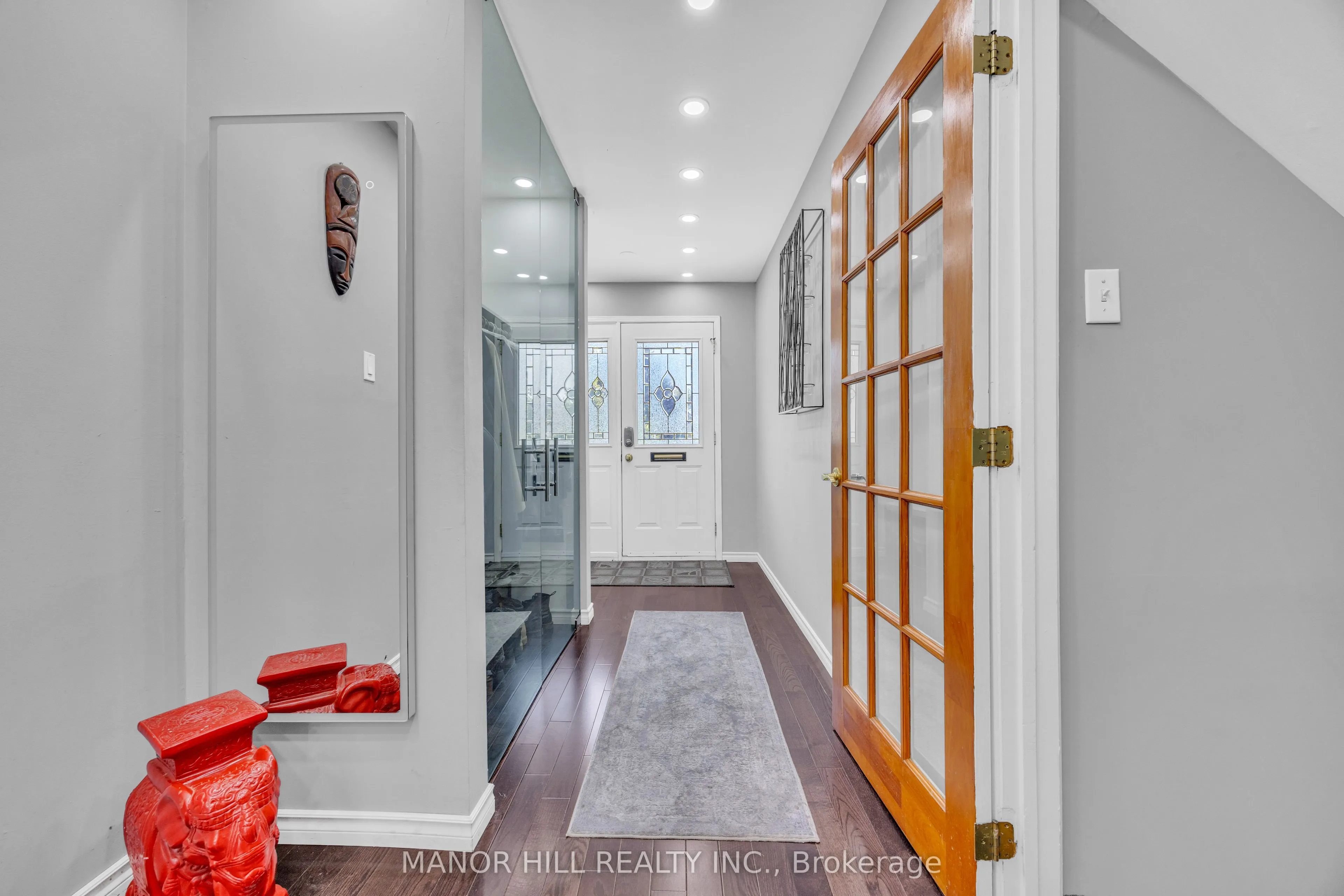18 Greenbriar Road