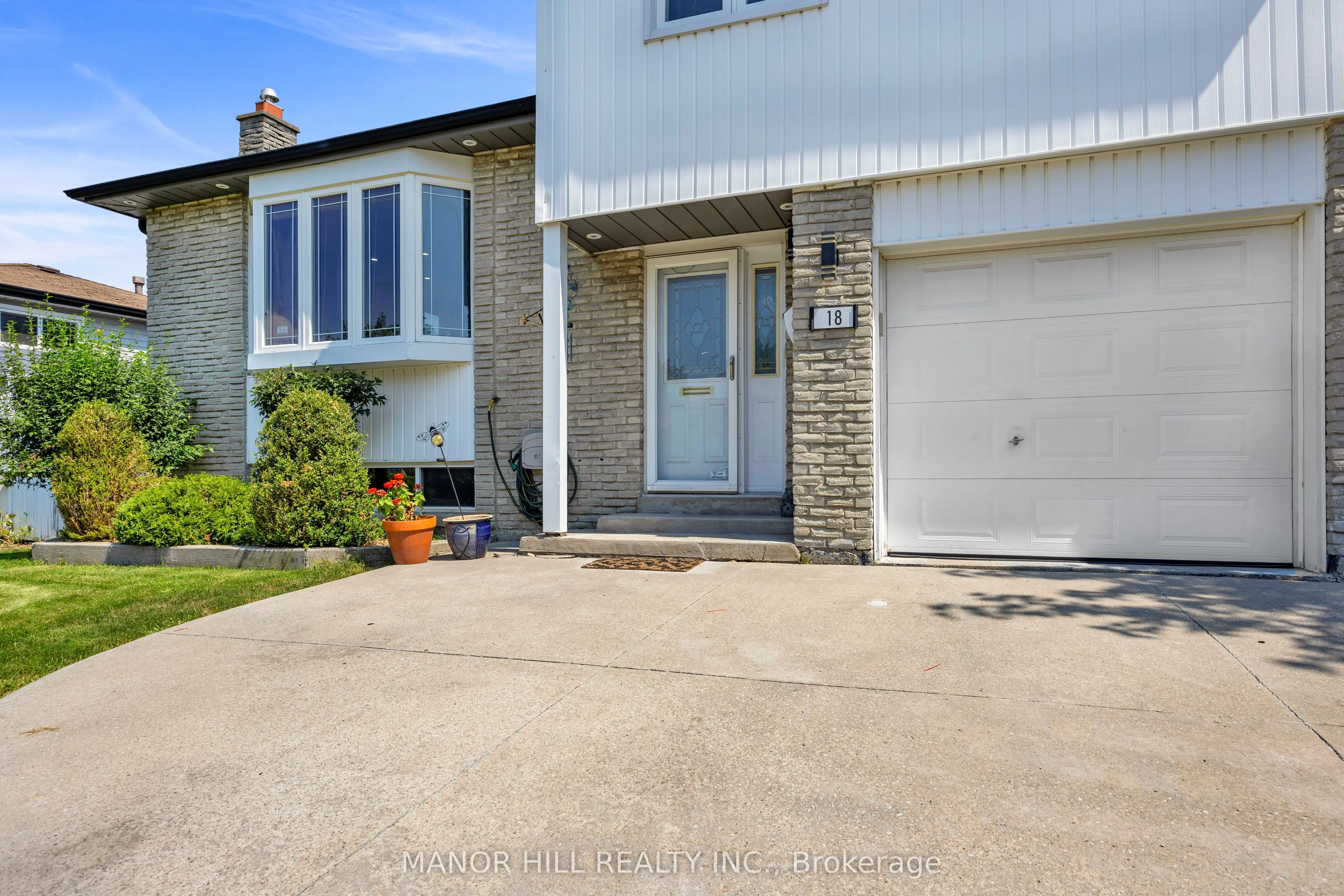 18 Greenbriar Road