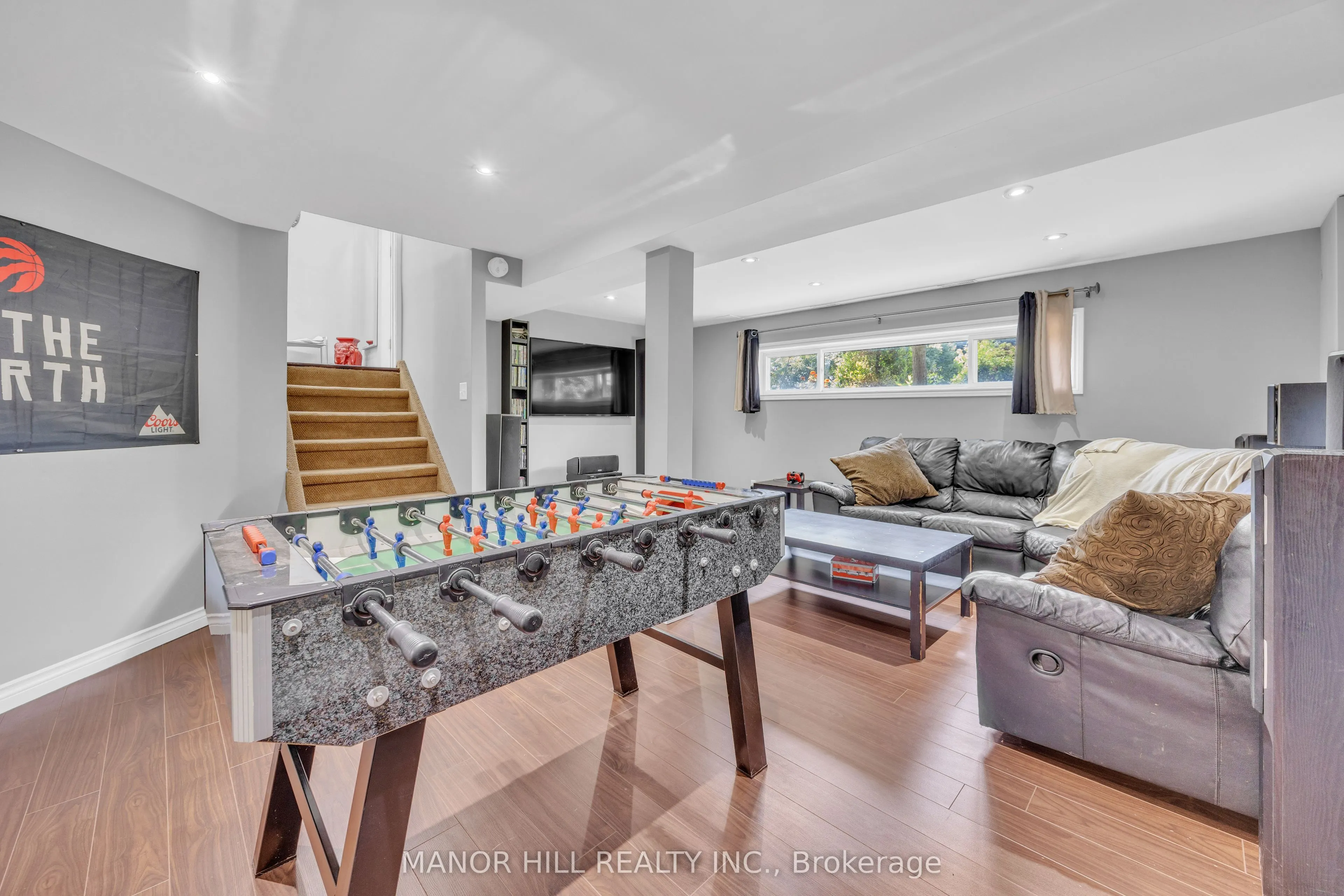 18 Greenbriar Road