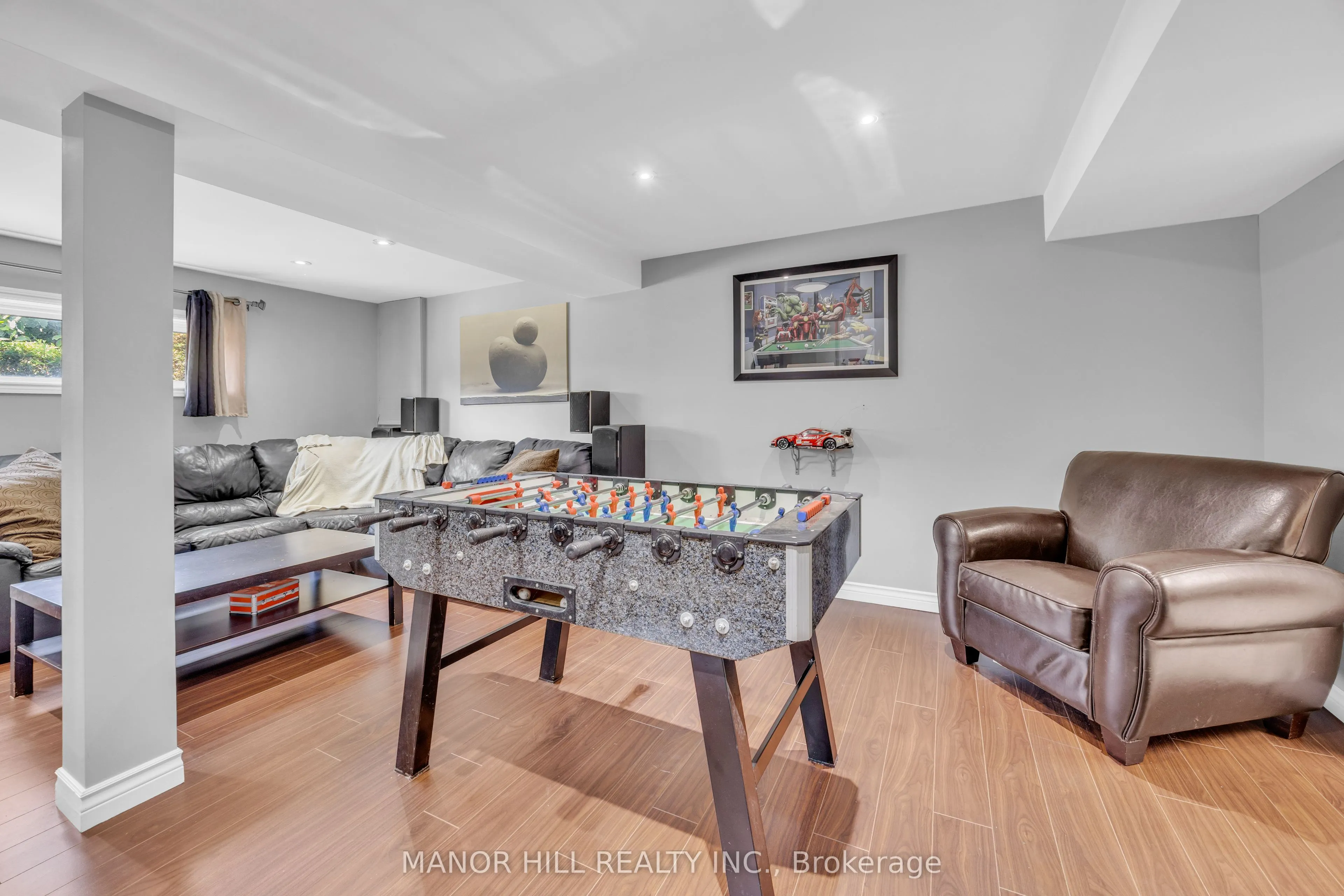 18 Greenbriar Road