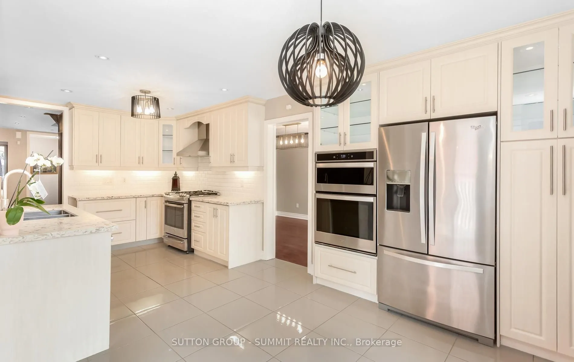 7136 Baywood Court