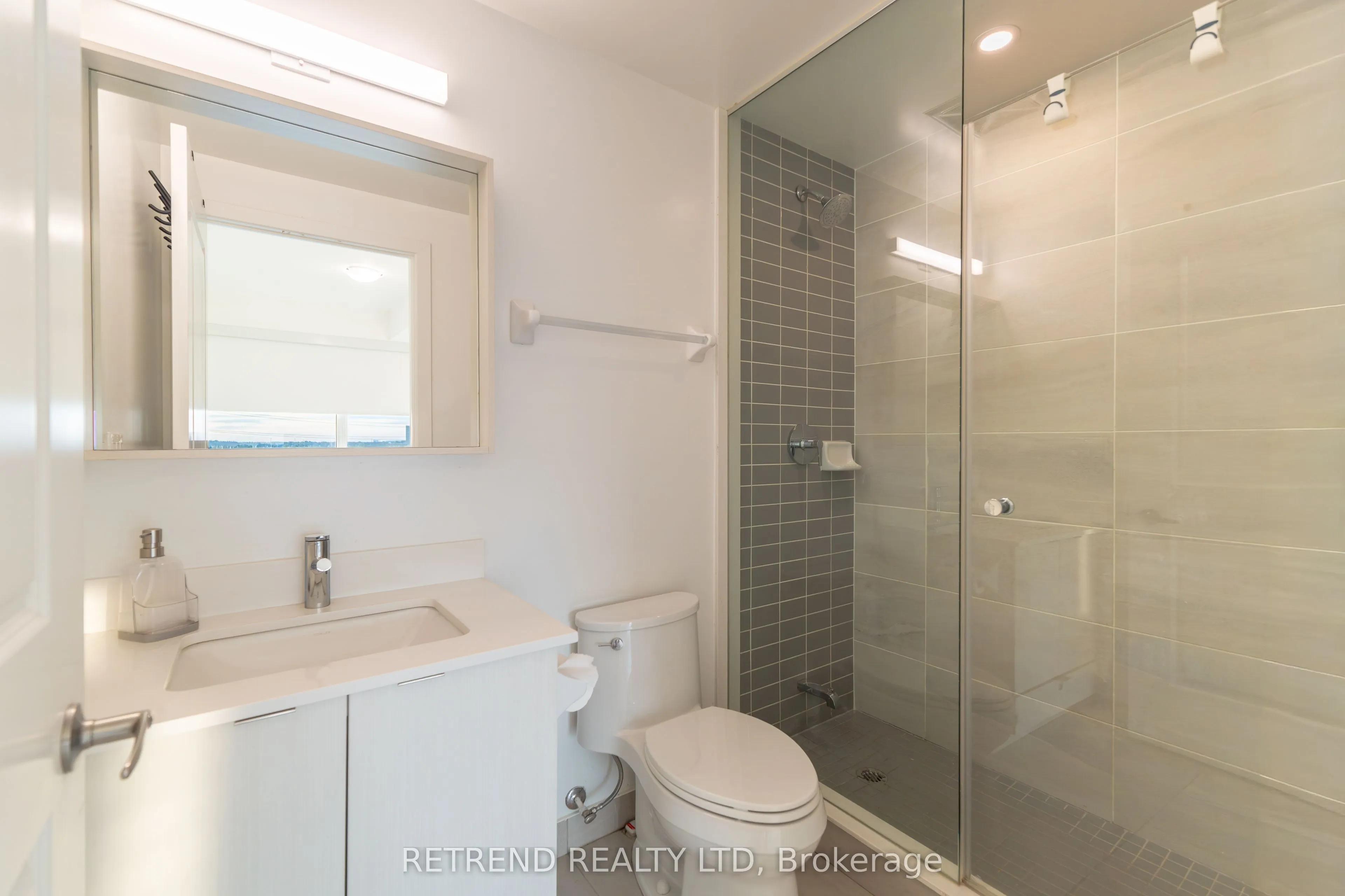 4655 metcalfe Avenue #501