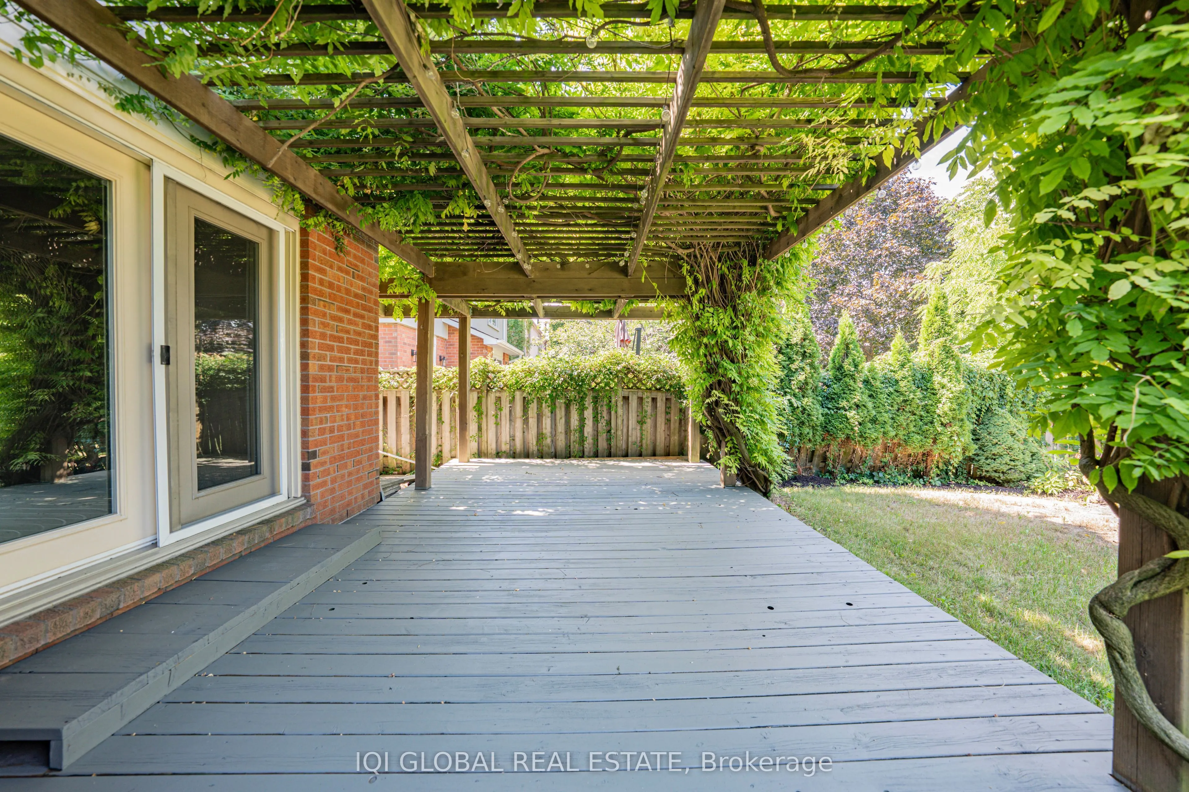 1497 Greenbriar Drive