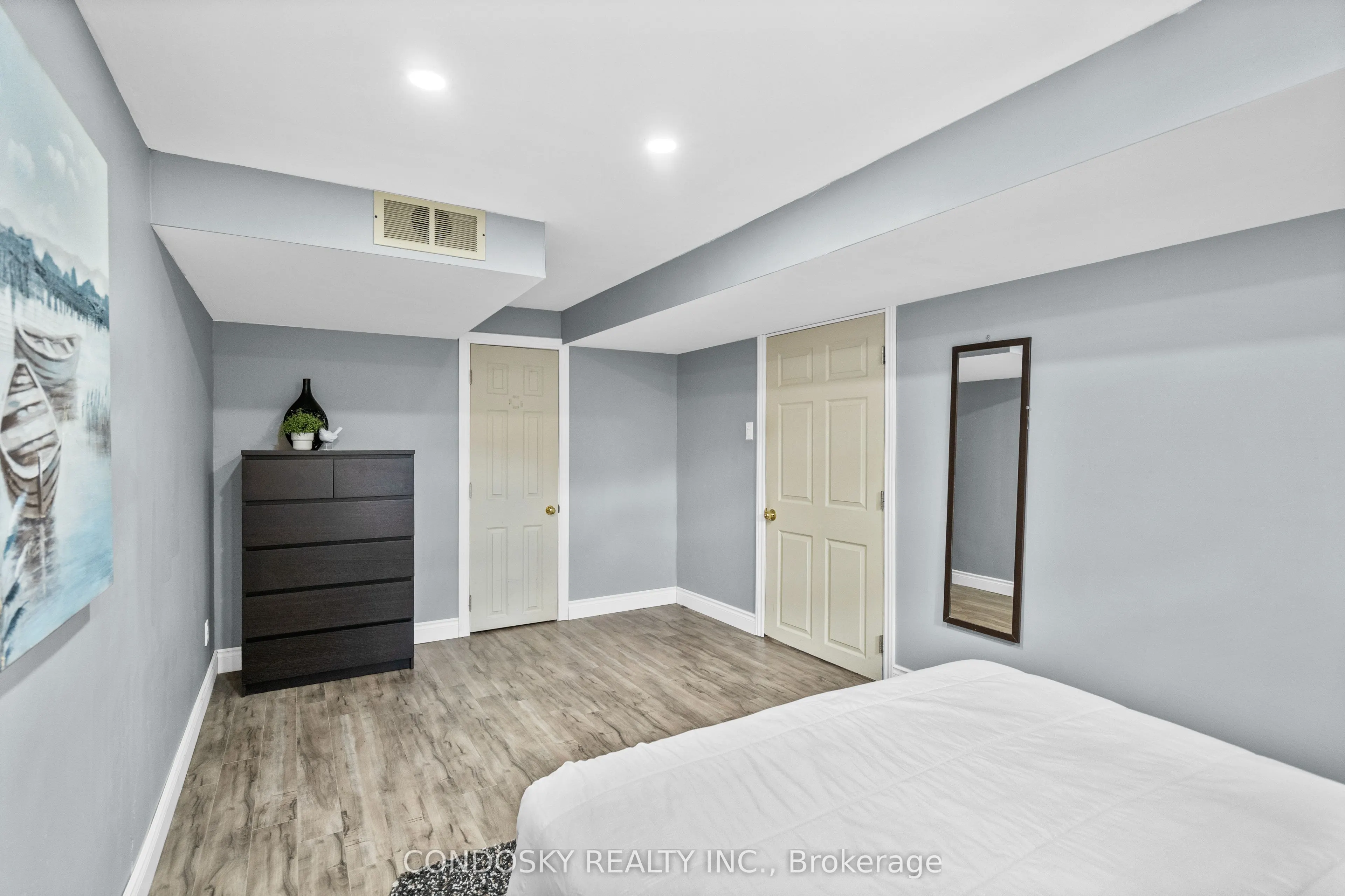 6182 Duford Drive