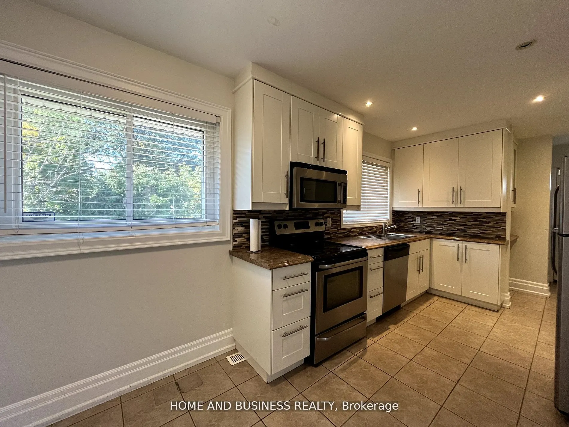 376 Ashbury Road