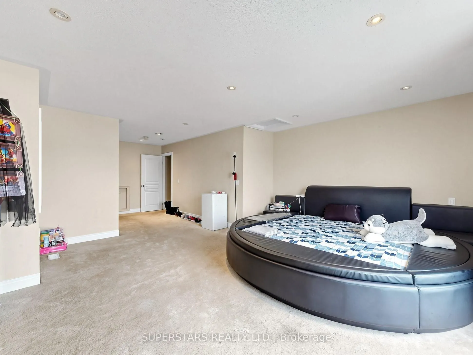 14 Bowsfield Road