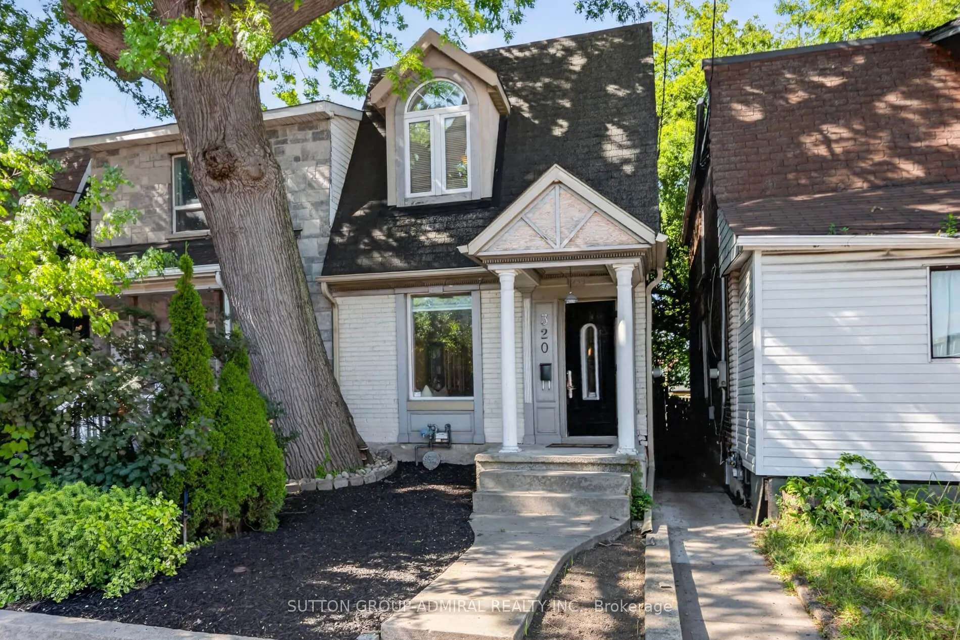 320 Weston Road