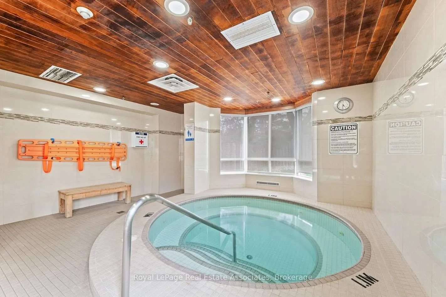 1001 Cedarglen Gate #221