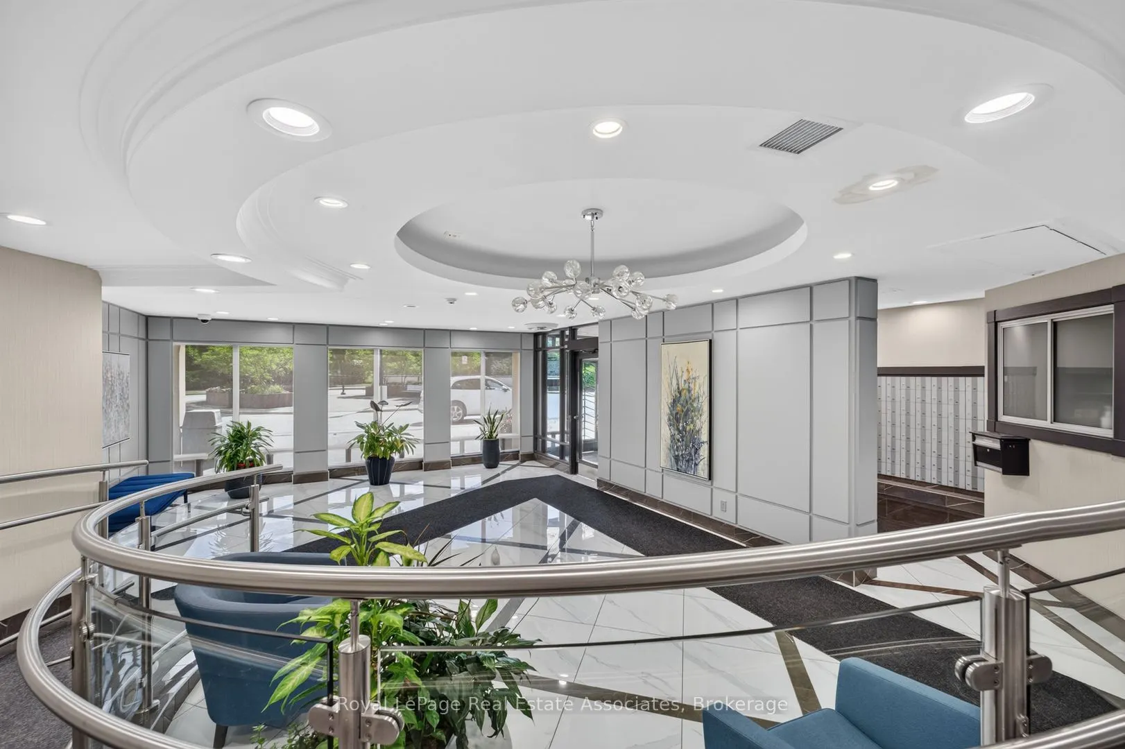 1001 Cedarglen Gate #221