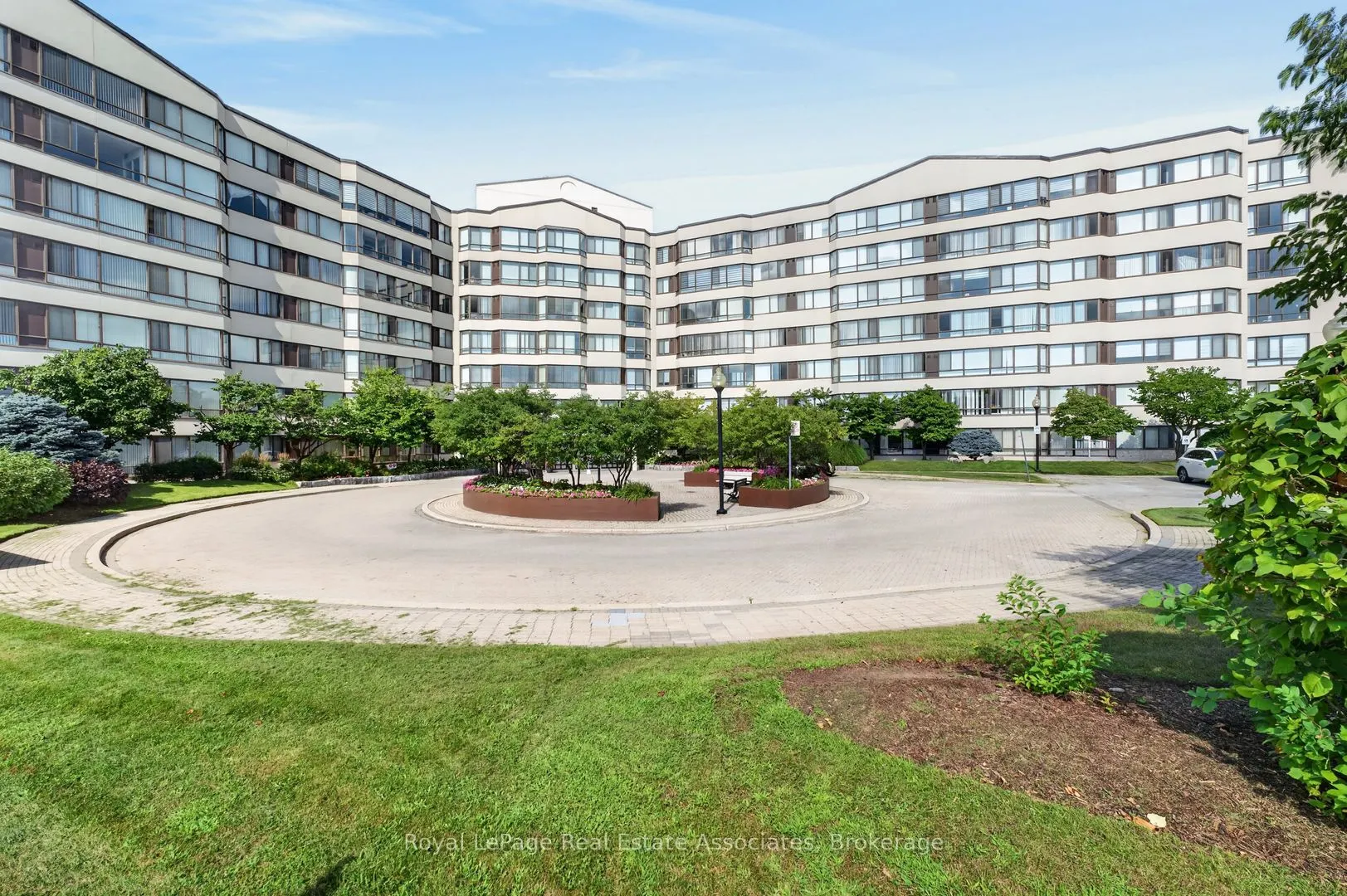 1001 Cedarglen Gate #221