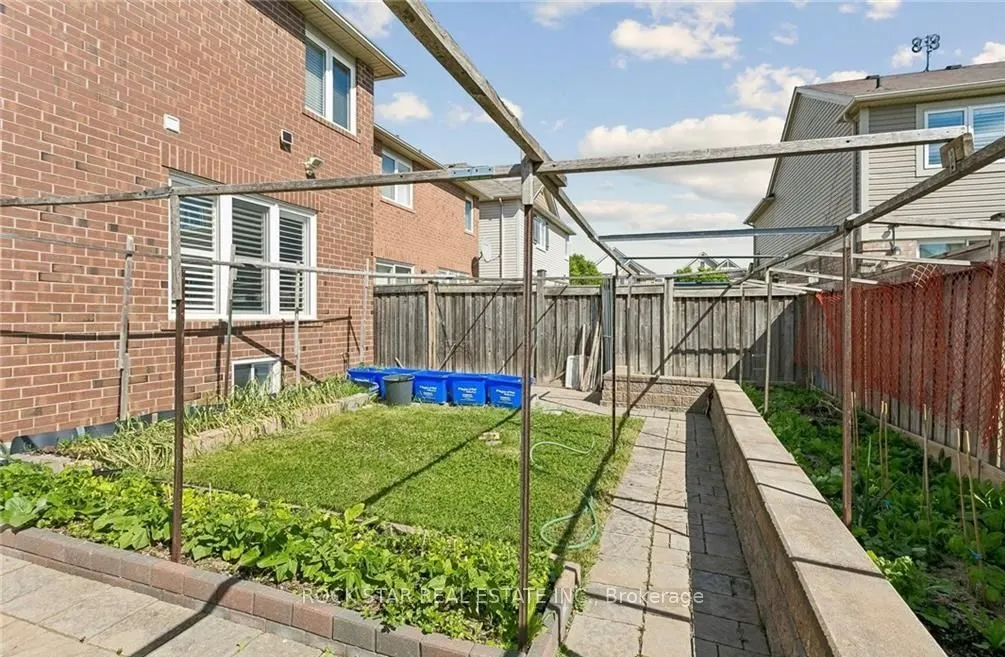 10 Klemscott Road