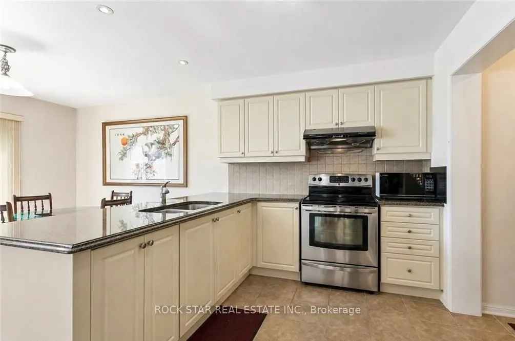 10 Klemscott Road