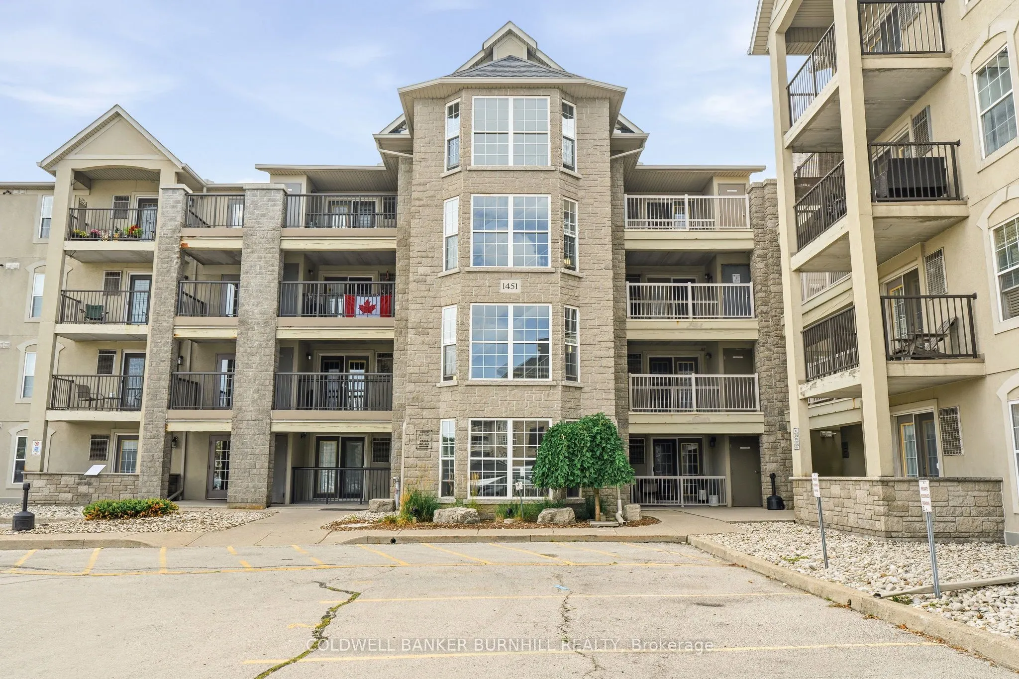 1451 Walkers Line #108