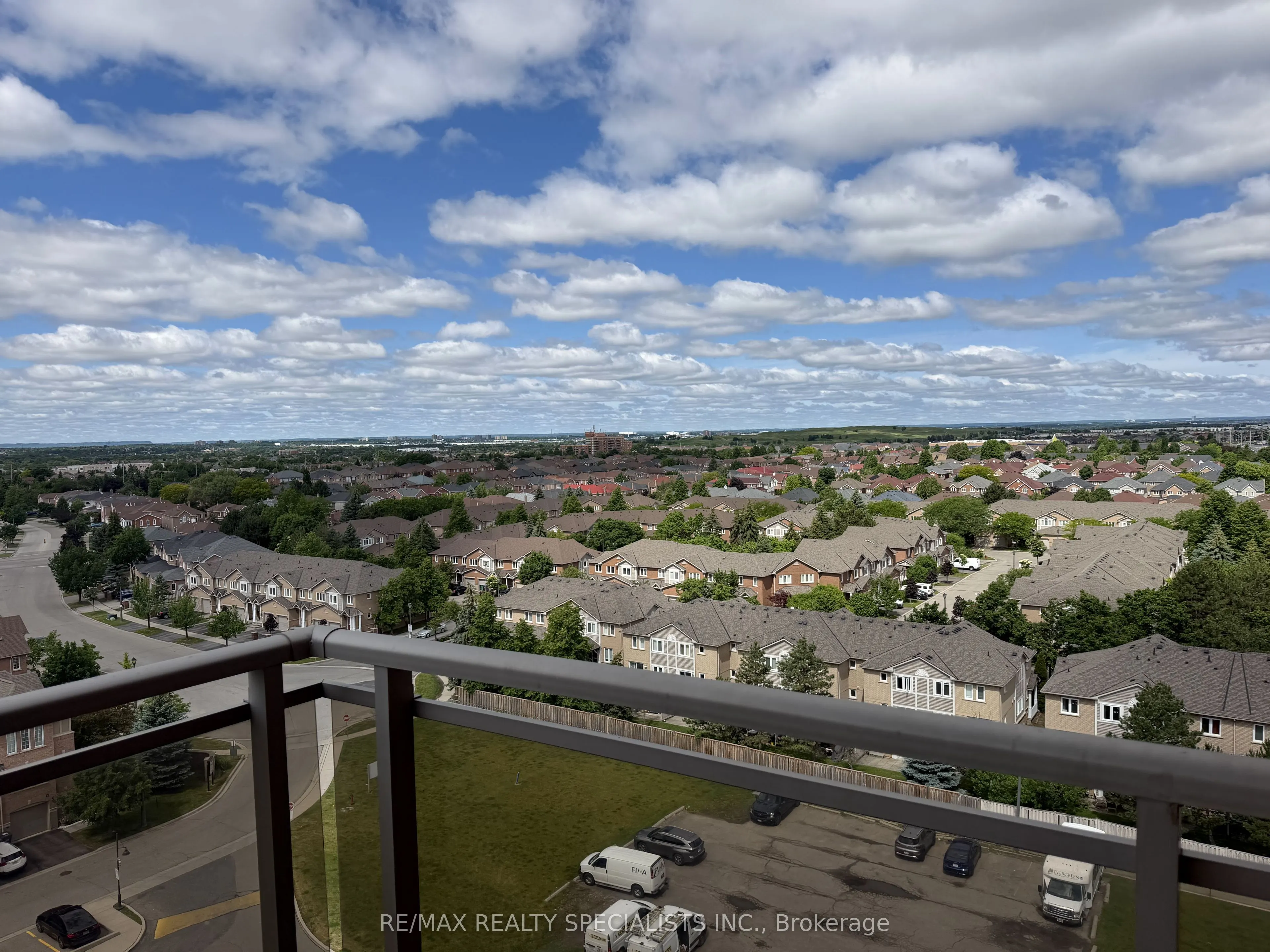 810 Scollard Court #1007