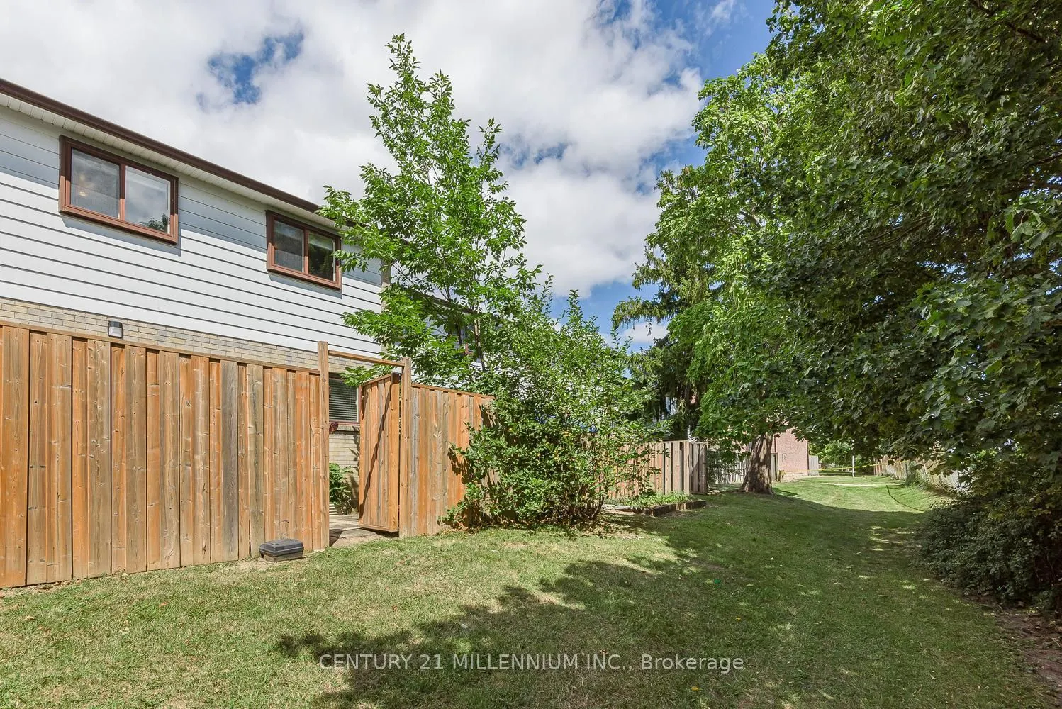 336 Fleetwood Crescent #43