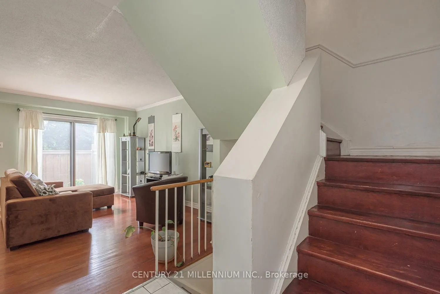 336 Fleetwood Crescent #43
