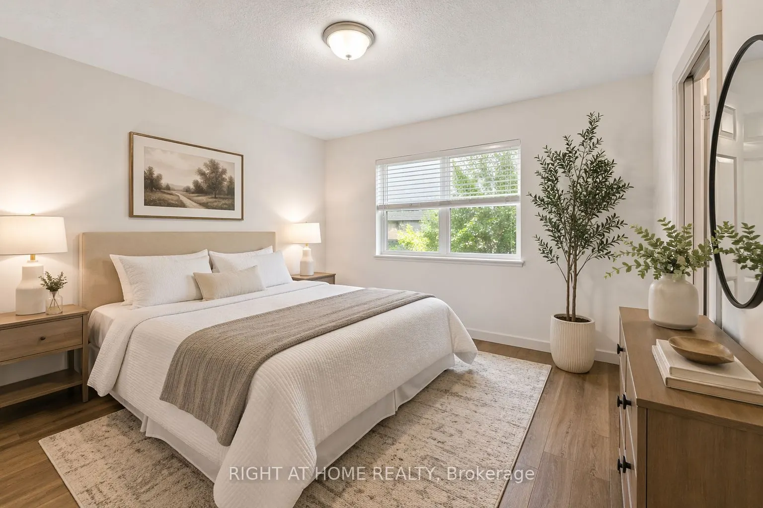 1147 Saturnia Crescent