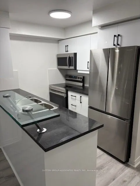 70 High Park Avenue #1406