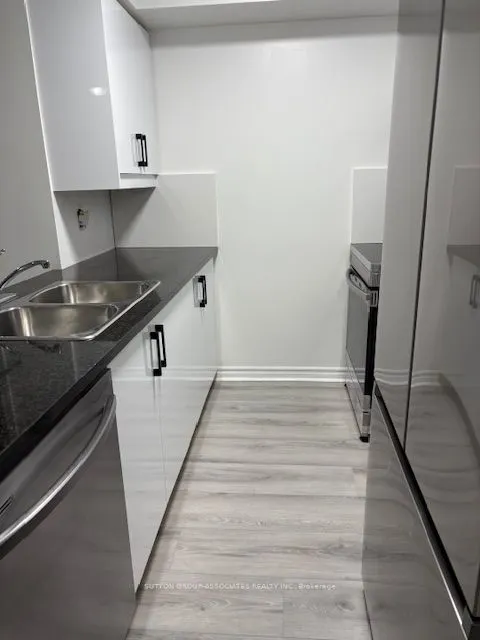 70 High Park Avenue #1406