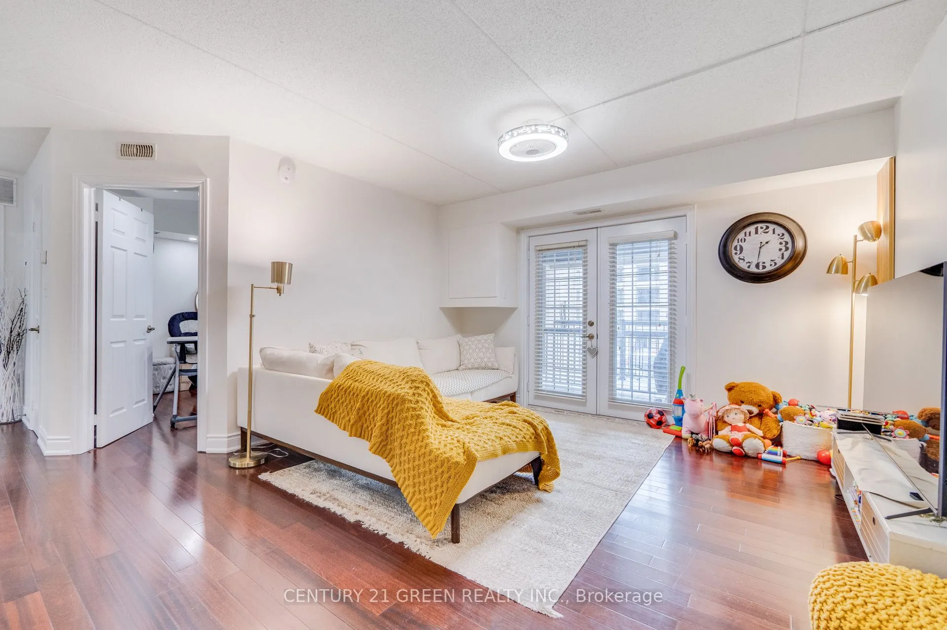 1479 Maple Avenue #206