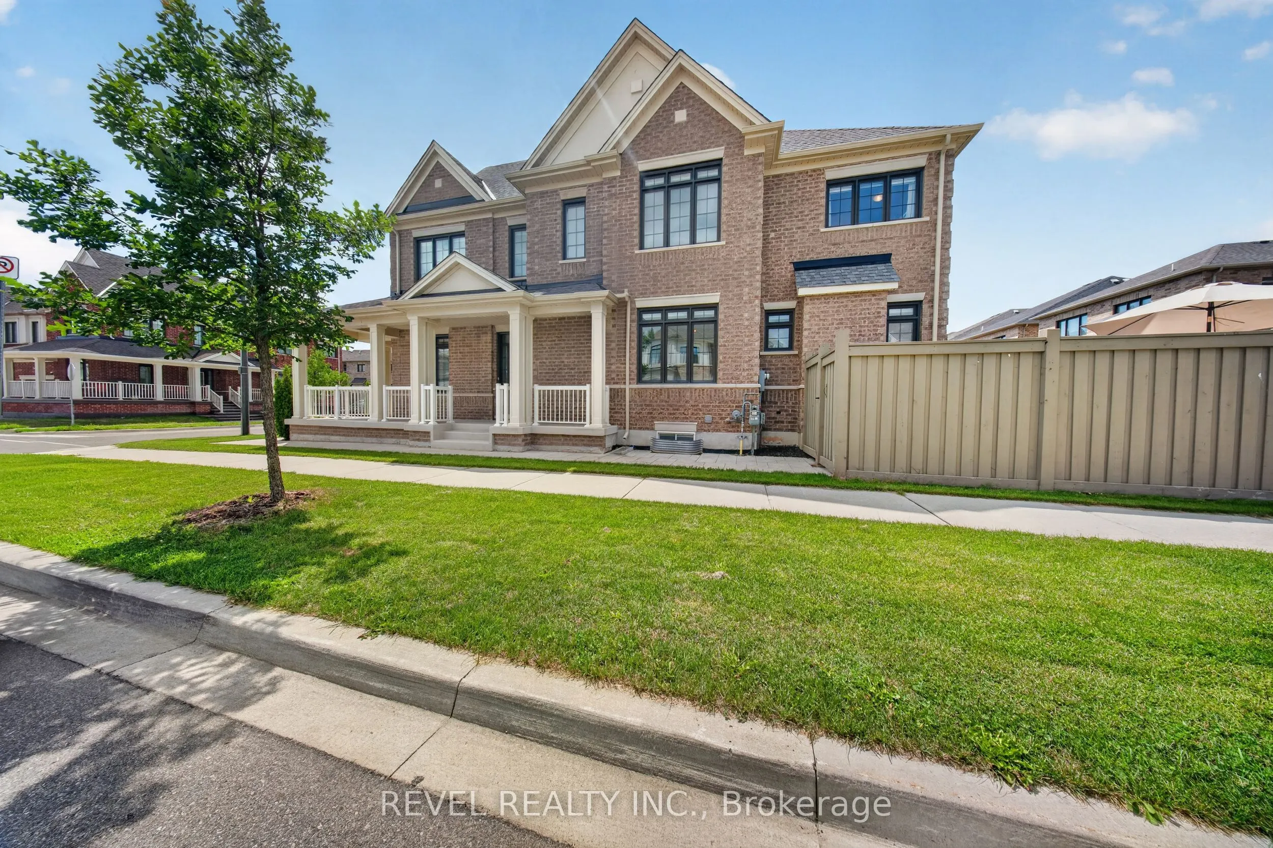 455 Ramsey Place