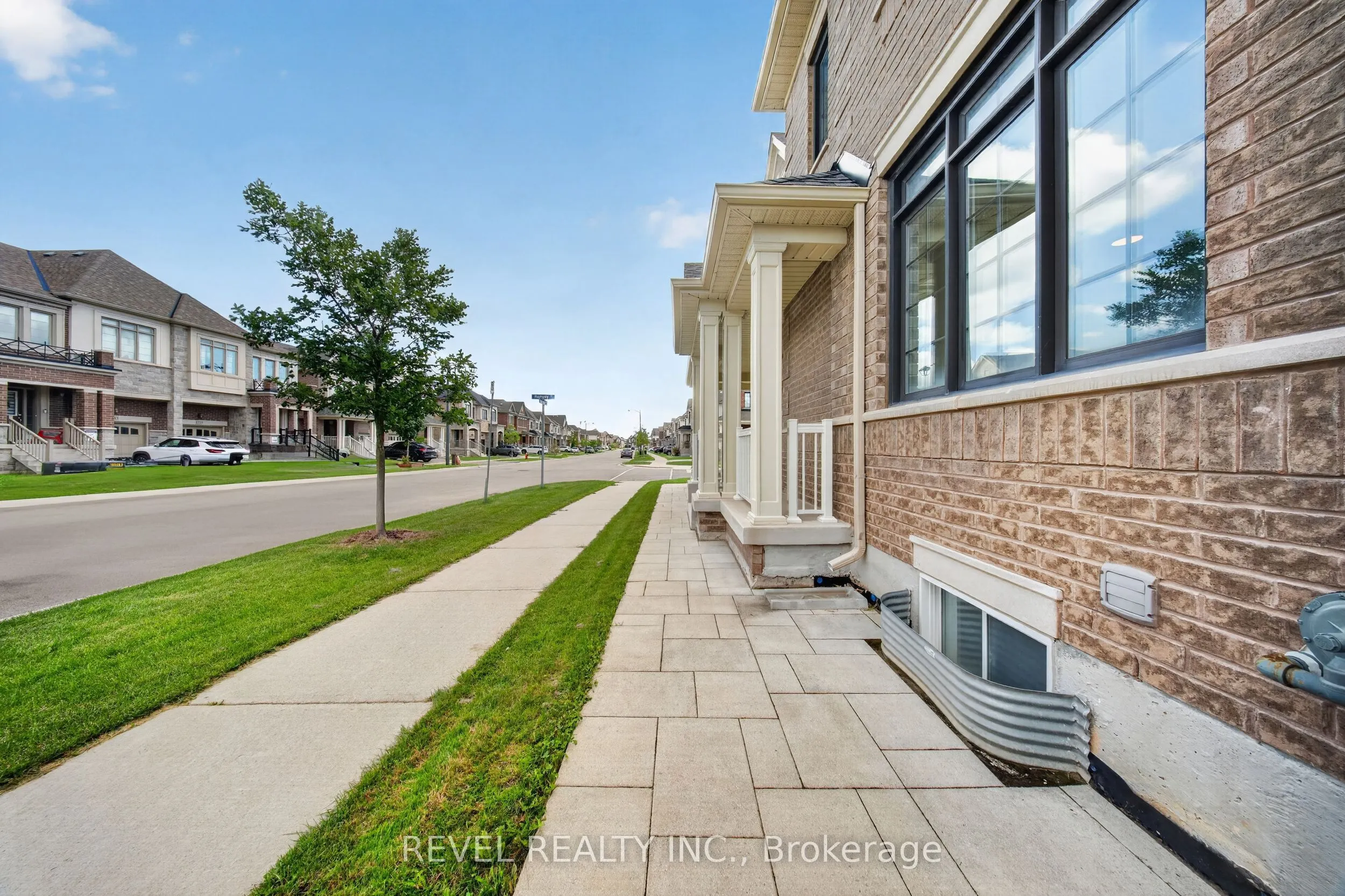 455 Ramsey Place