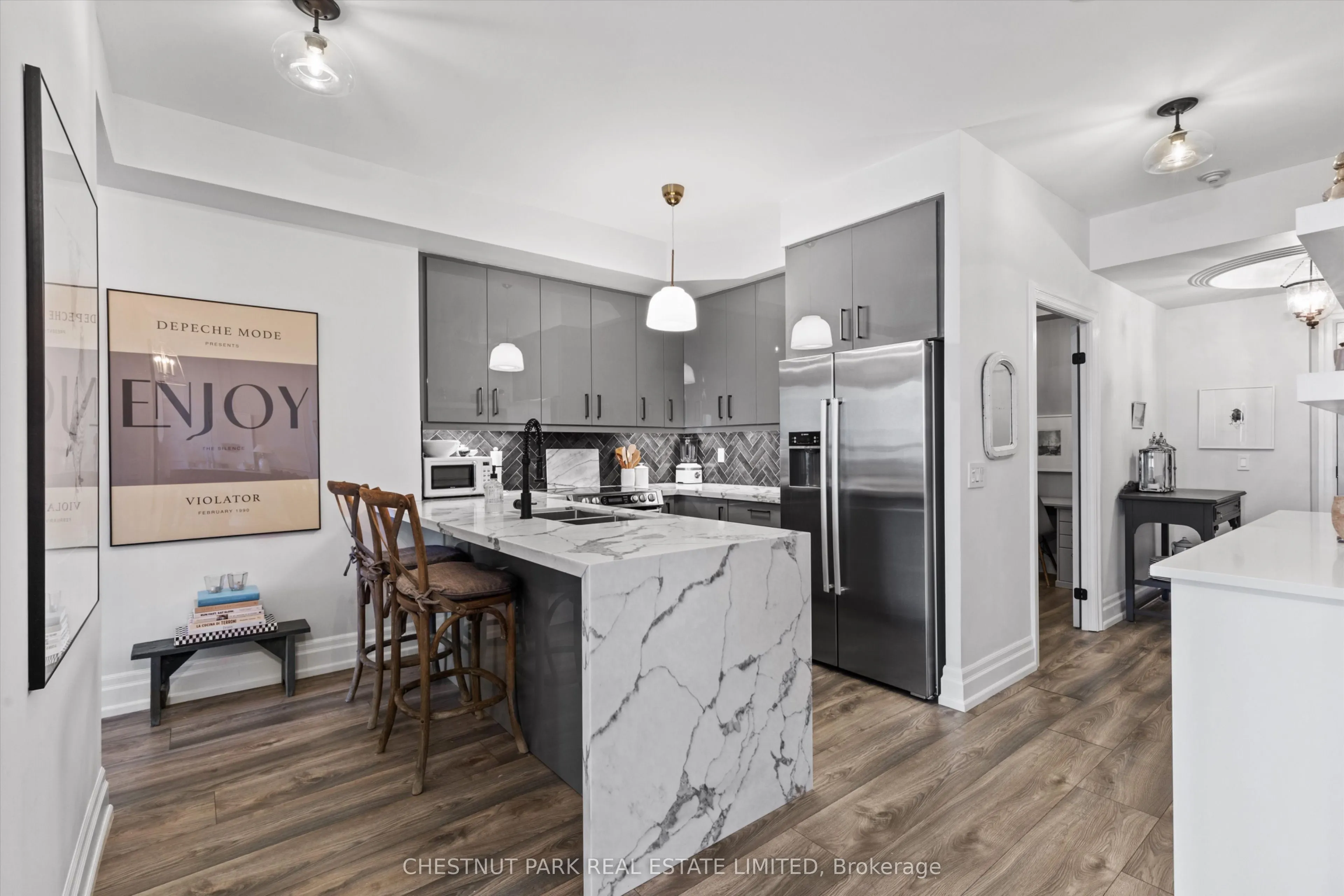 2087 Lake Shore Boulevard W #604