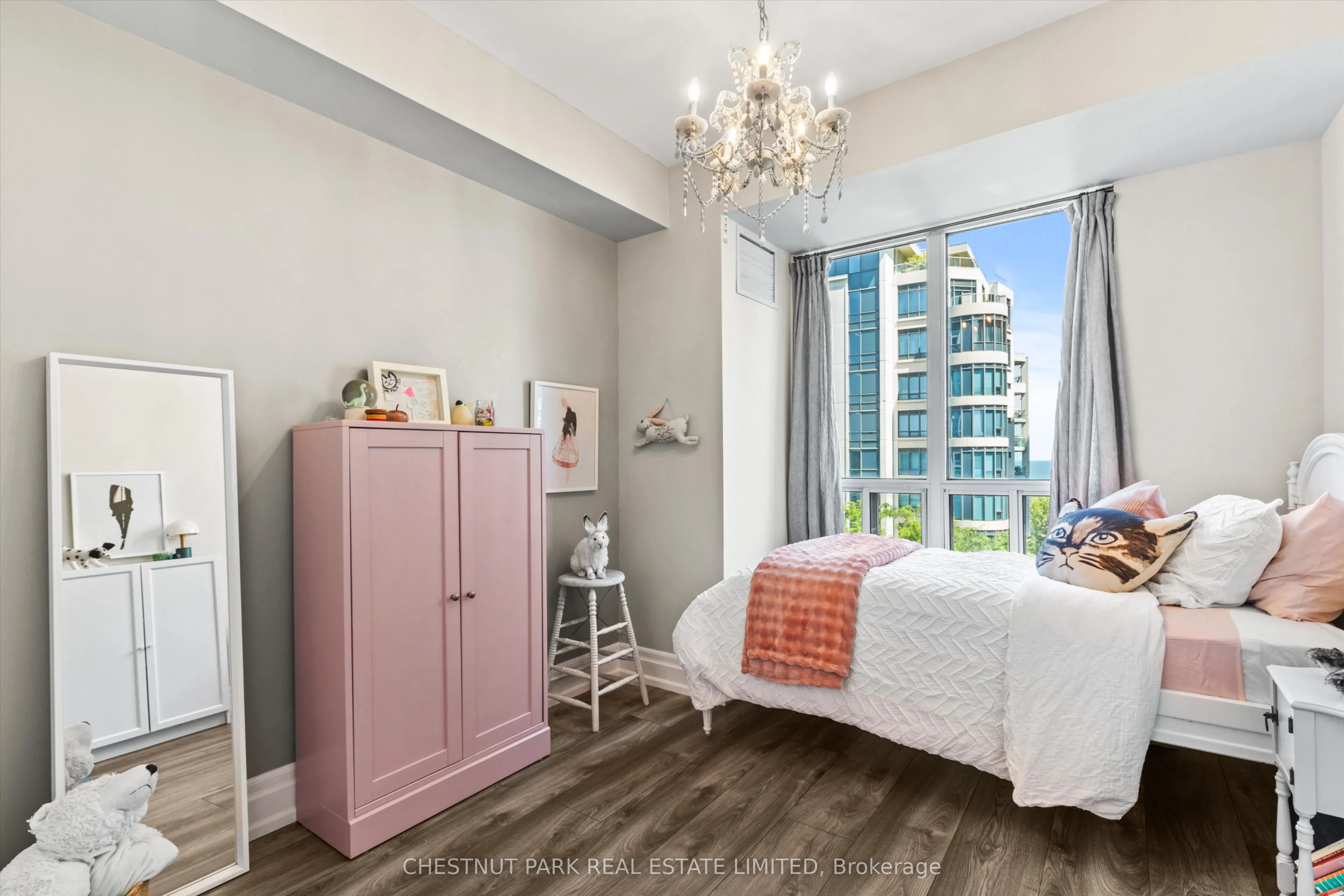 2087 Lake Shore Boulevard W #604