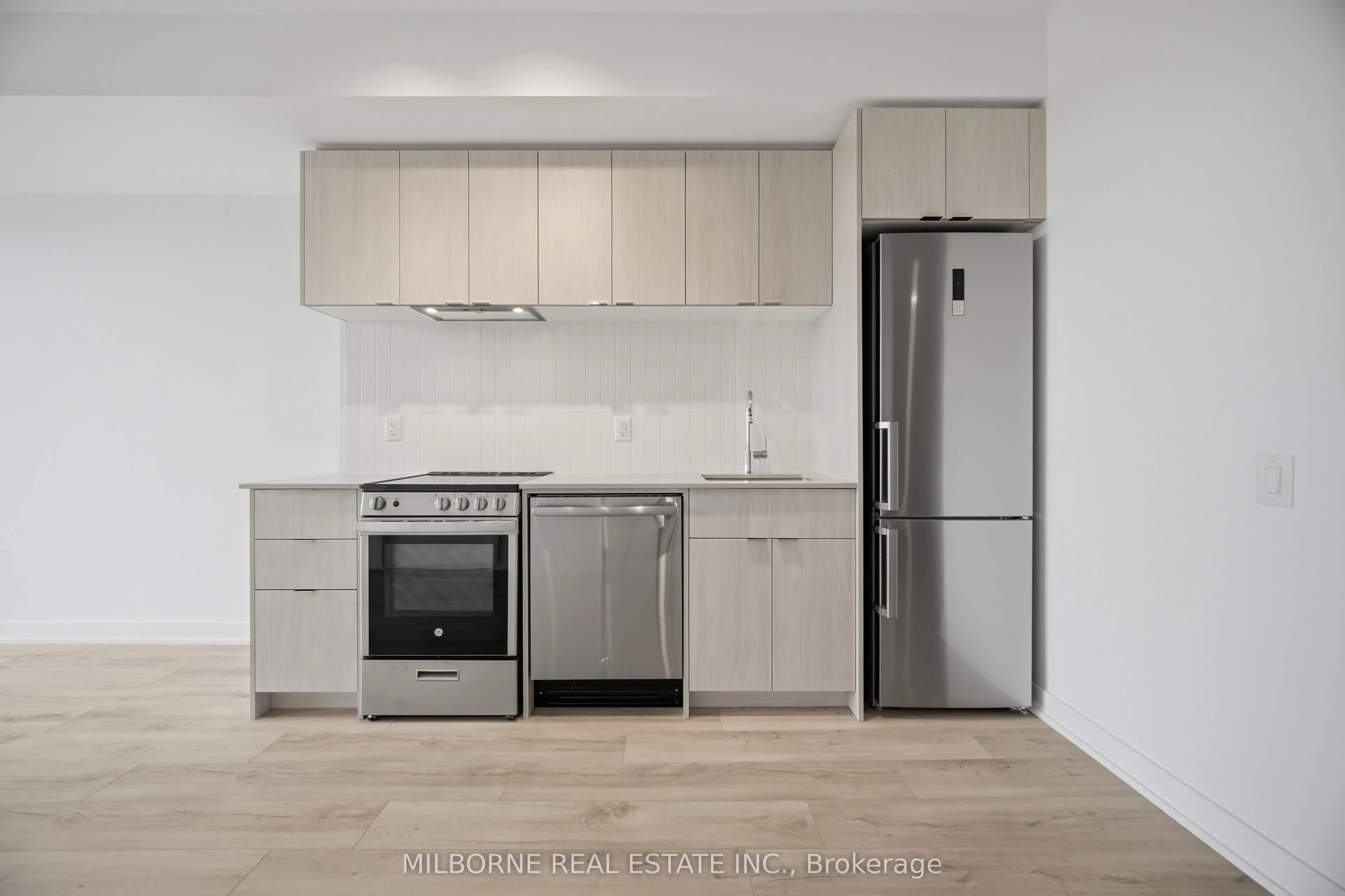 1660 Bloor Street W #909
