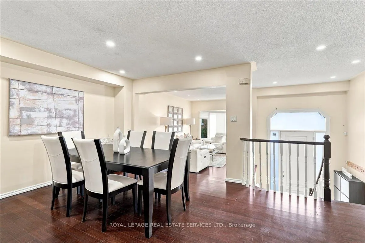 1199 LEEWOOD Drive