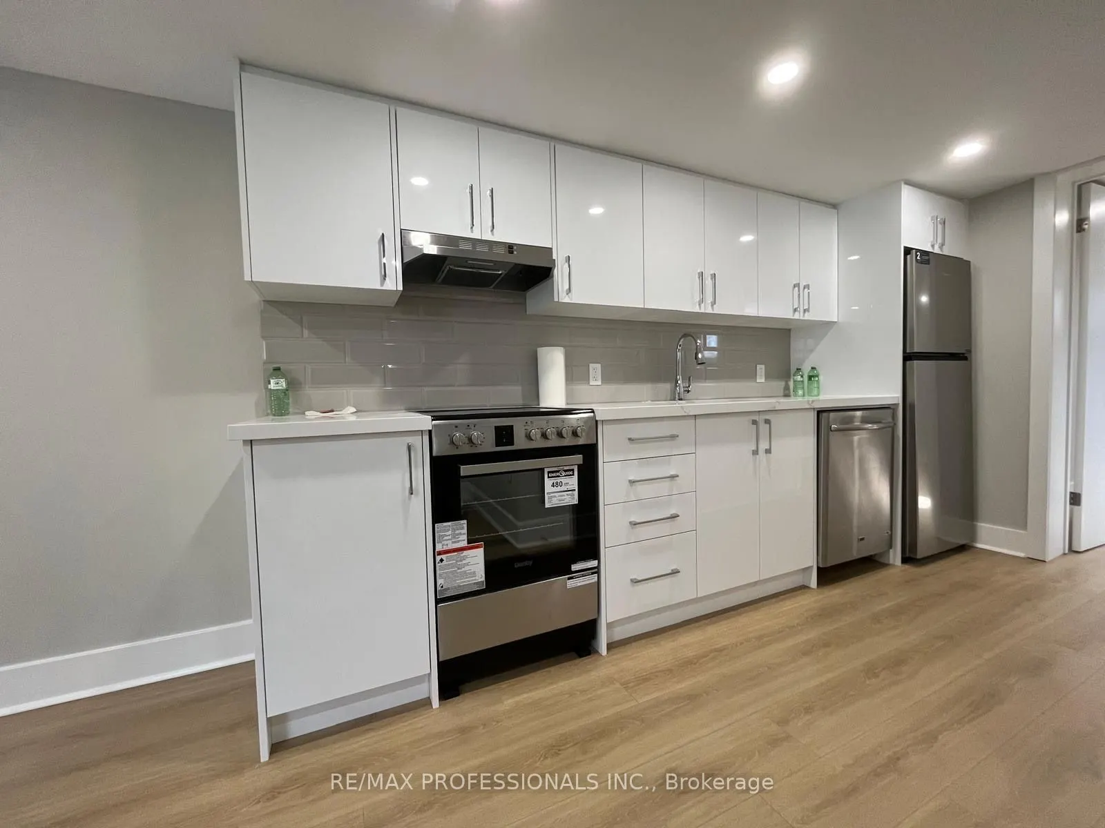 41 Tavistock Road #B